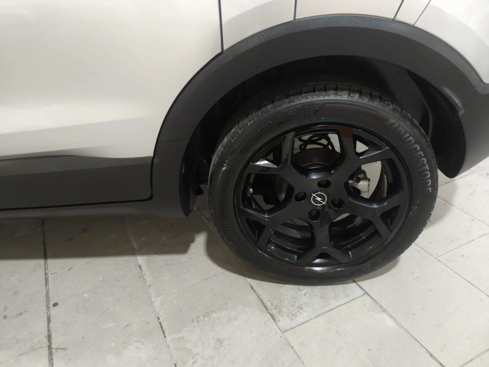 Opel Crossland 1.2 GS - foto 19