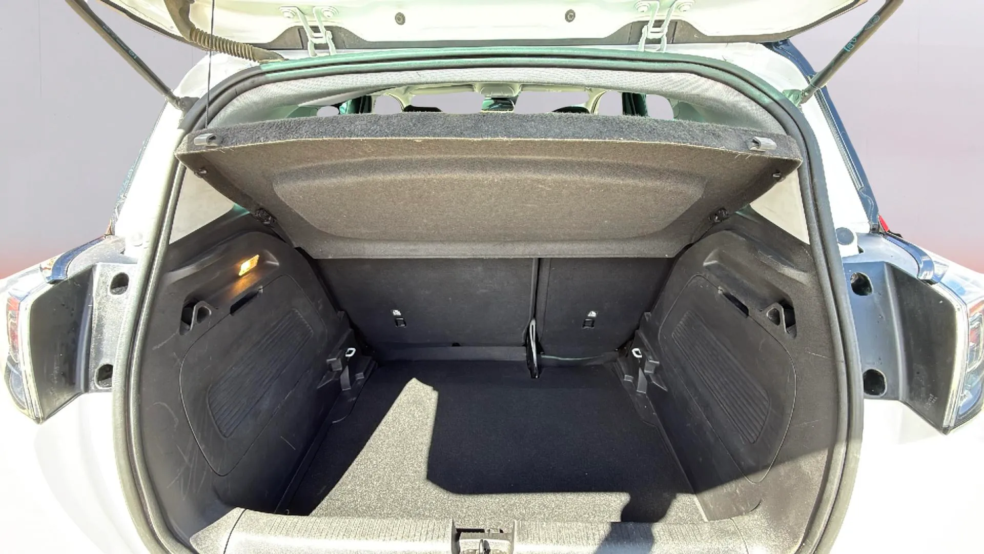 Opel Crossland 1.2 GS - foto 17