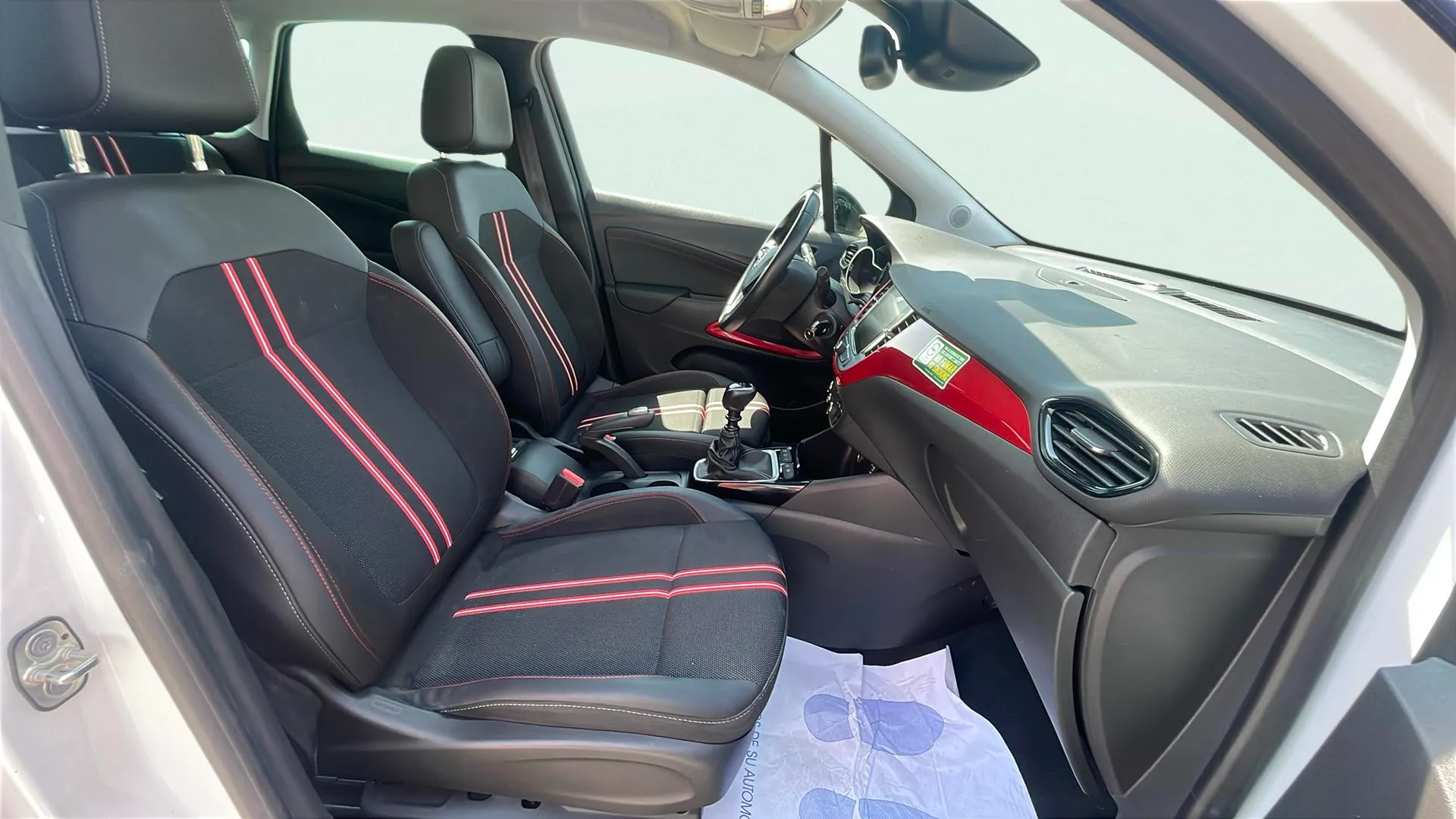Opel Crossland 1.2 GS - foto 13