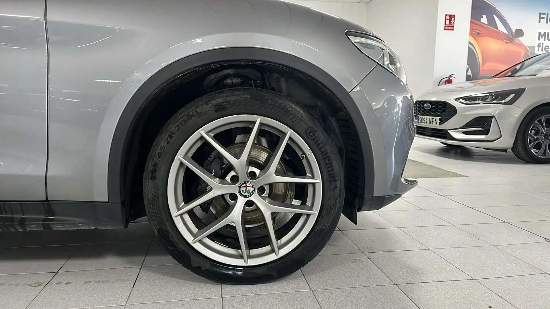 Alfa Romeo Stelvio 2.0 Gasolina First Edition ATX T4 - foto 10