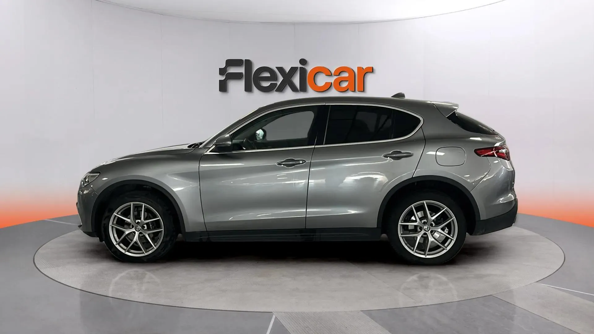 Alfa Romeo Stelvio 2.0 Gasolina First Edition ATX T4 - foto 4