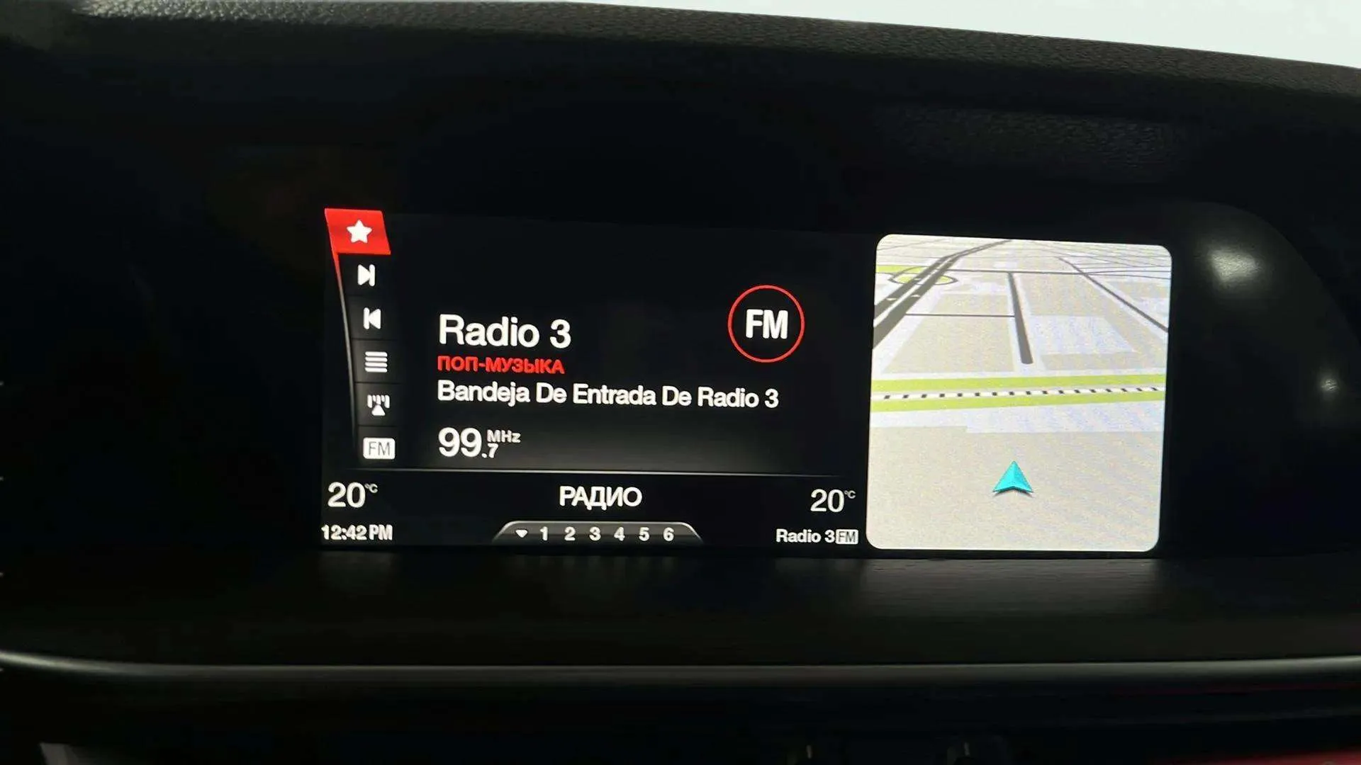 Alfa Romeo Stelvio 2.0 Gasolina First Edition ATX T4 - foto 17