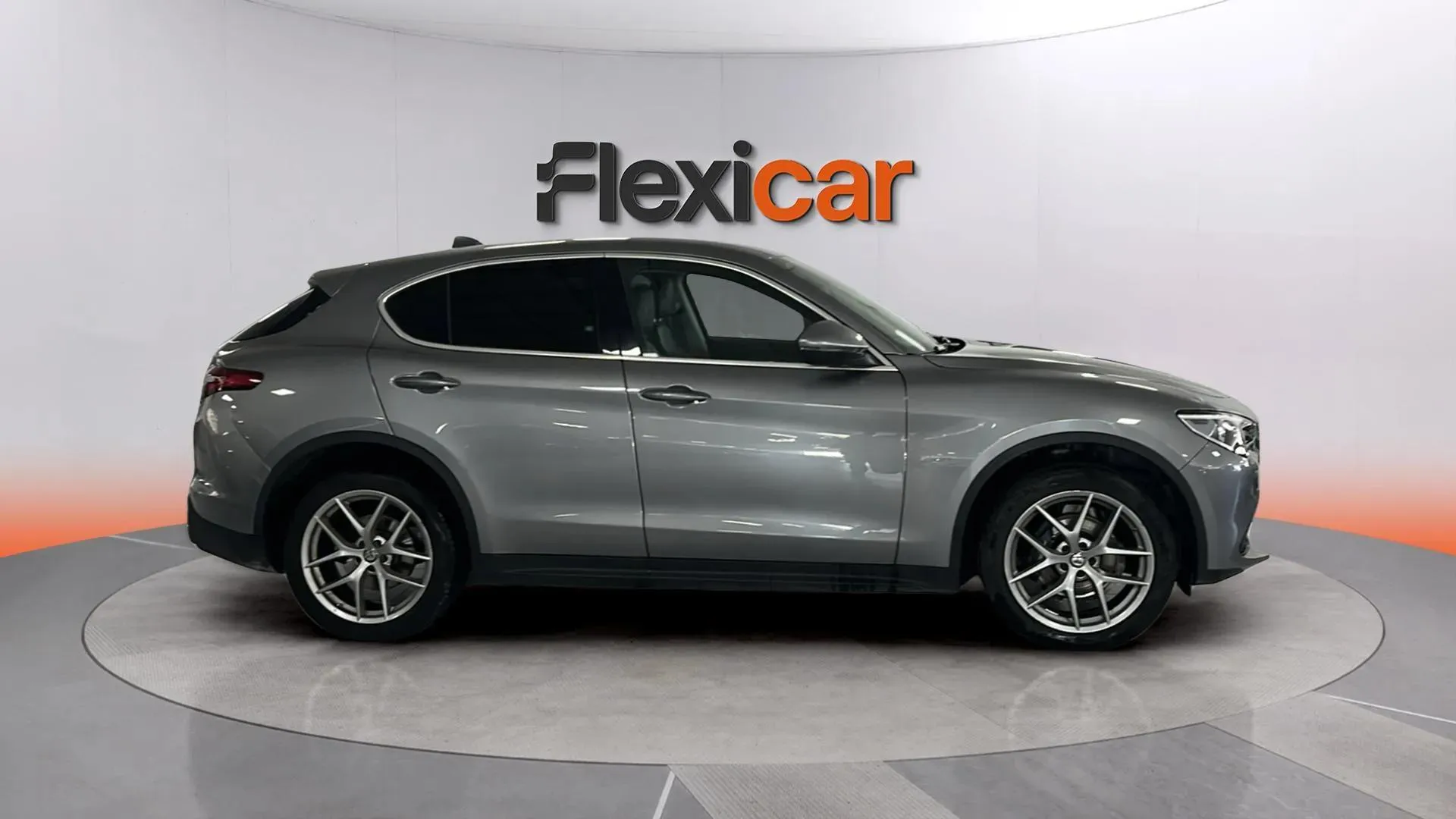 Alfa Romeo Stelvio 2.0 Gasolina First Edition ATX T4 - foto 5