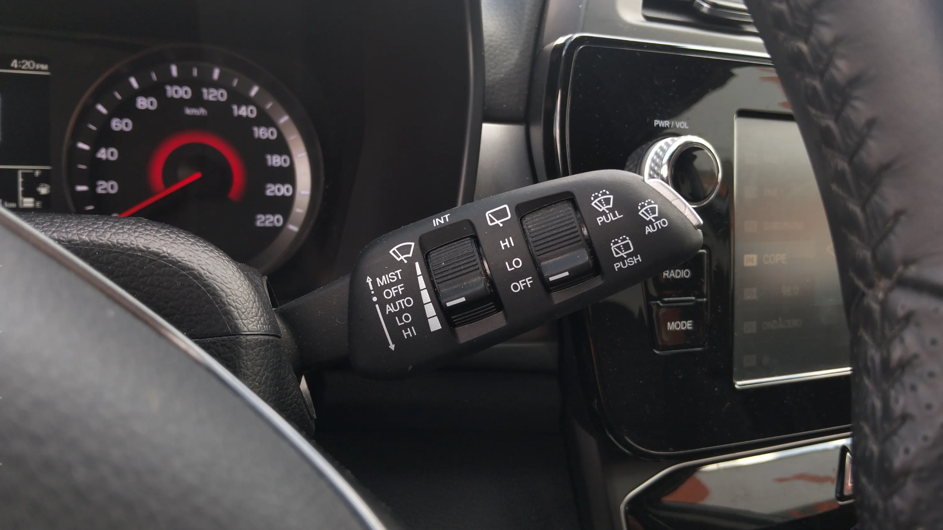 SsangYong Tivoli G15T Limited - foto 22
