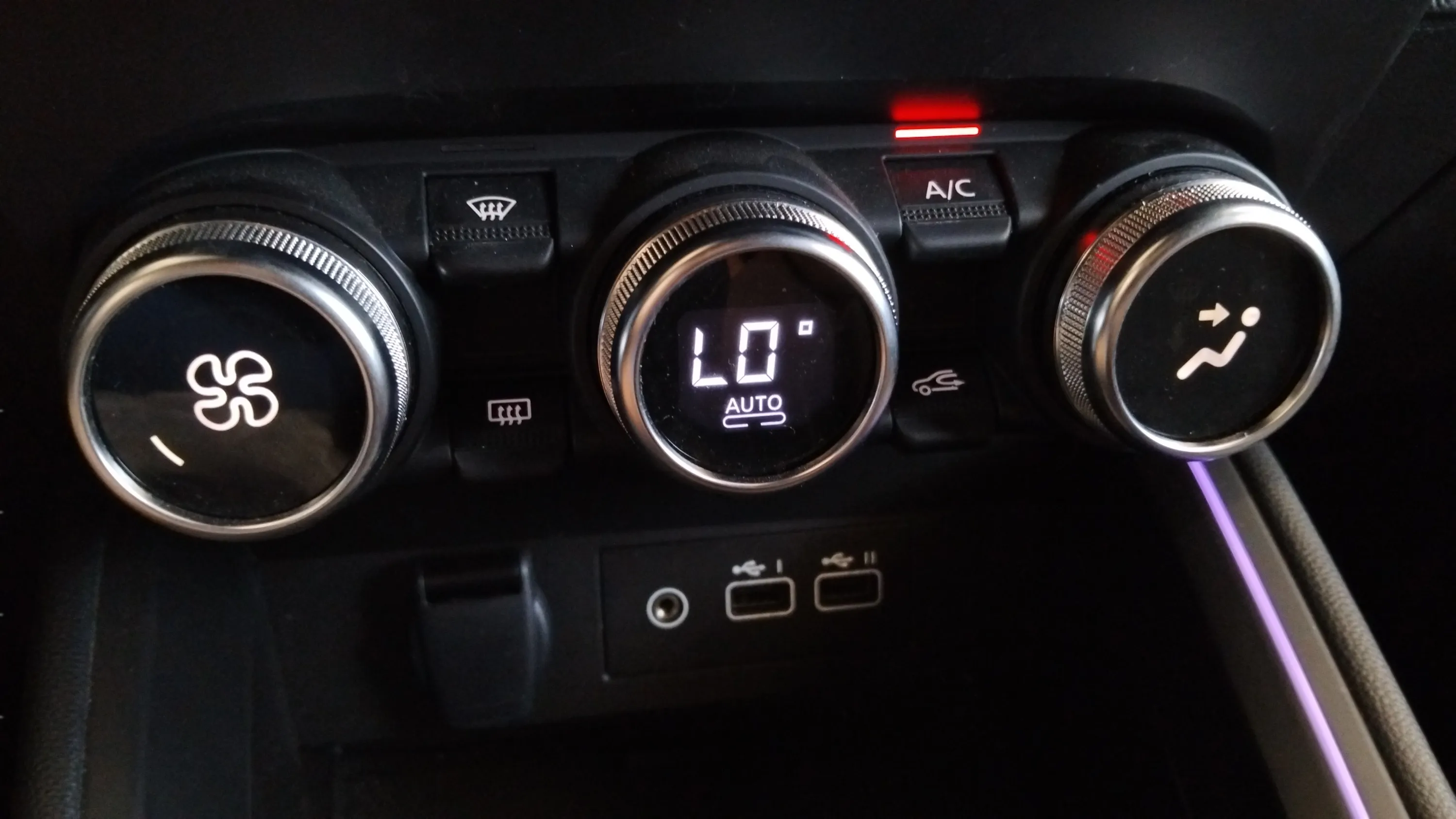 Renault Clio Techno TCe 90 - foto 18
