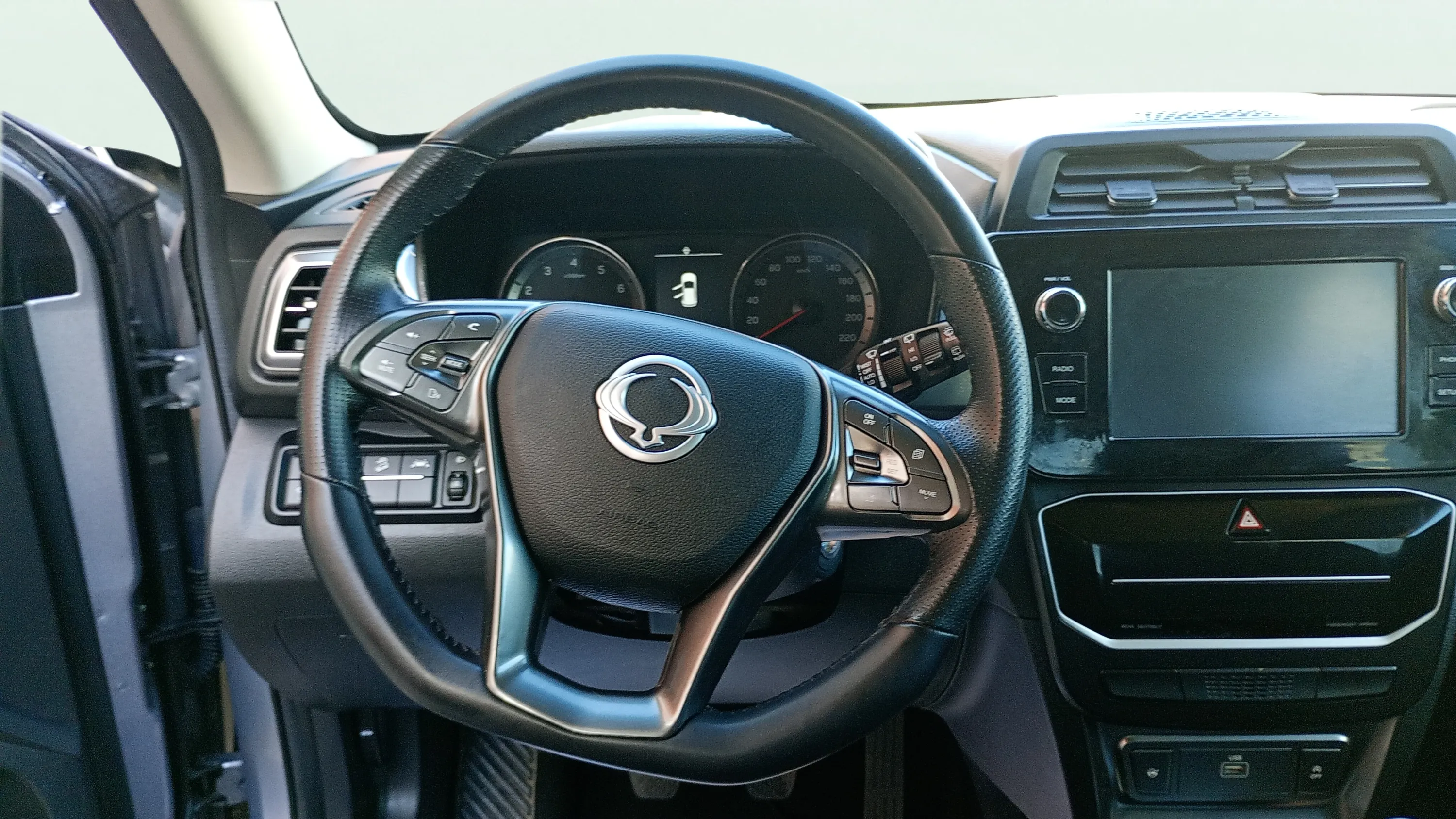 SsangYong Tivoli G15T LP Urban Plus - foto 17