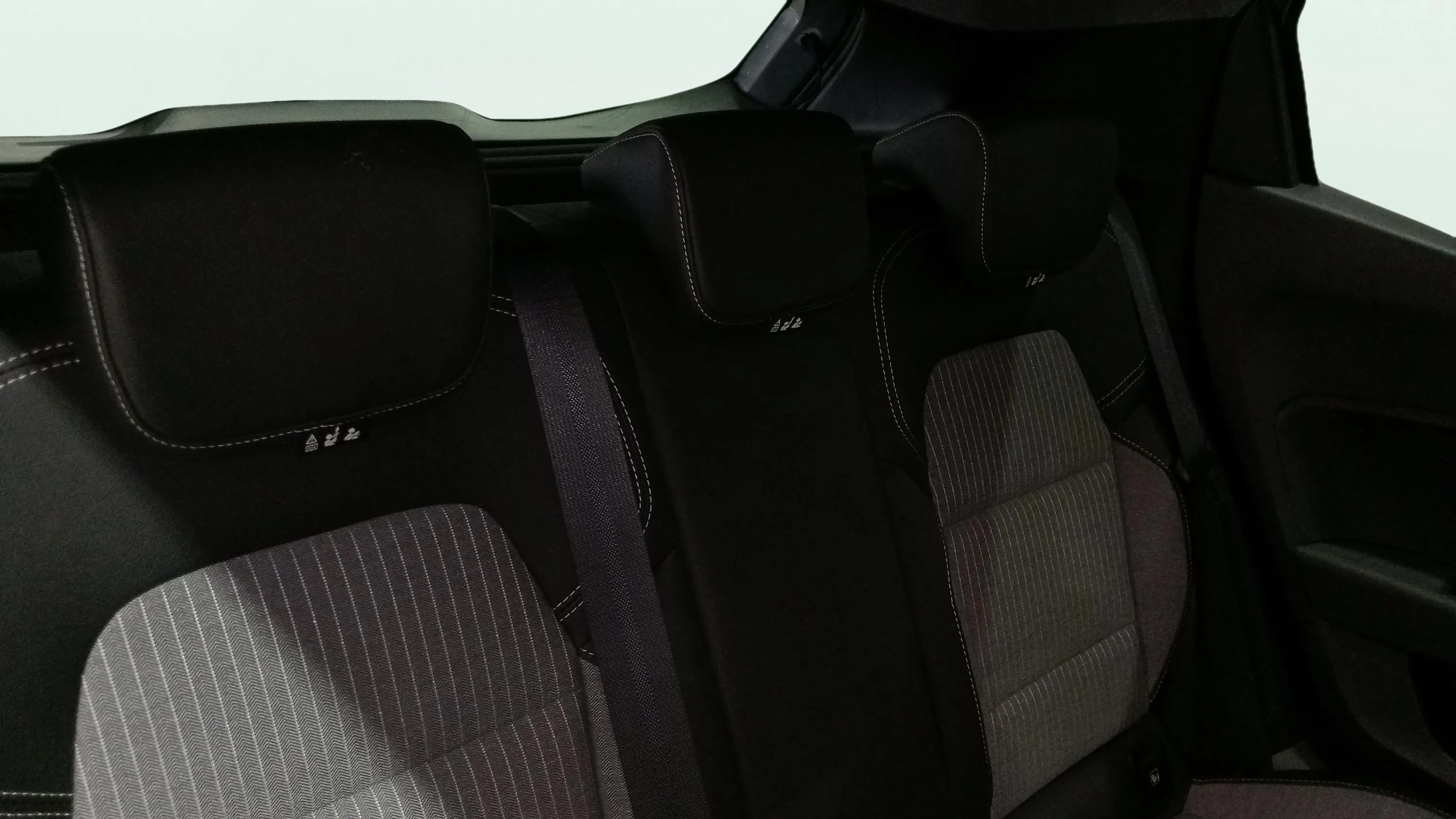 Renault Clio Techno TCe 90 - foto 13