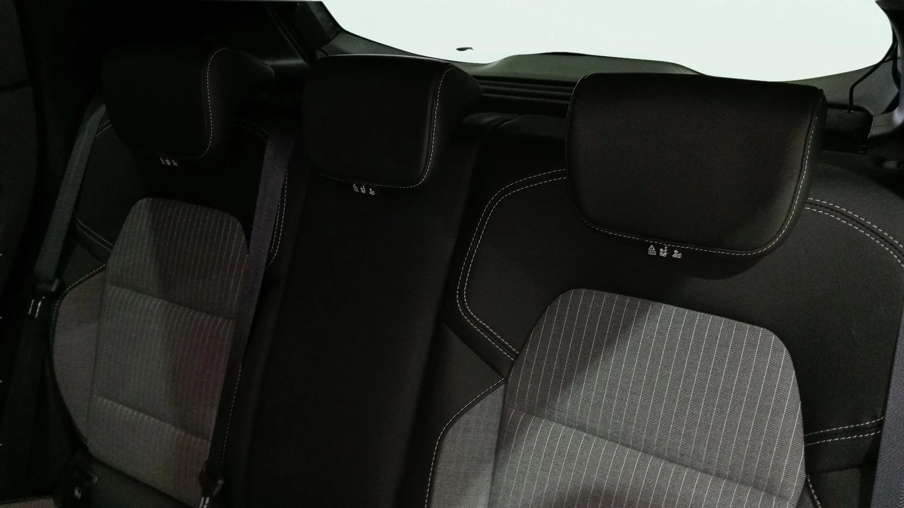 Renault Clio Techno TCe 90 - foto 11