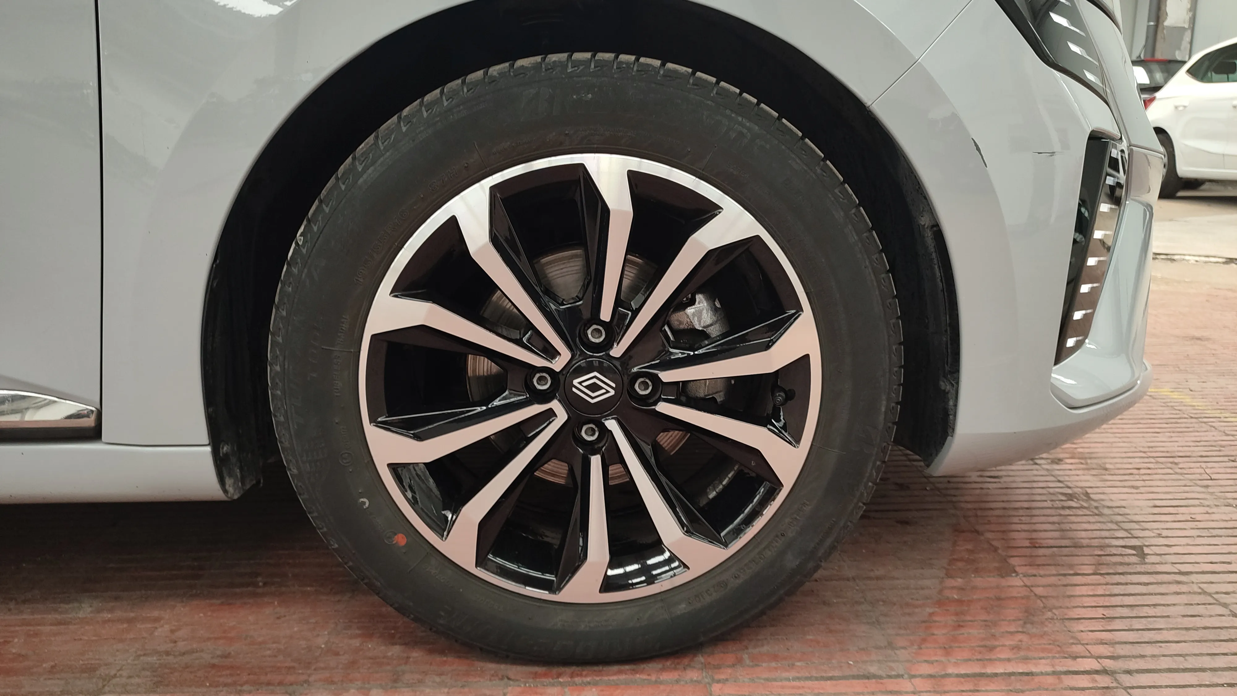 Renault Clio Techno TCe 90 - foto 25