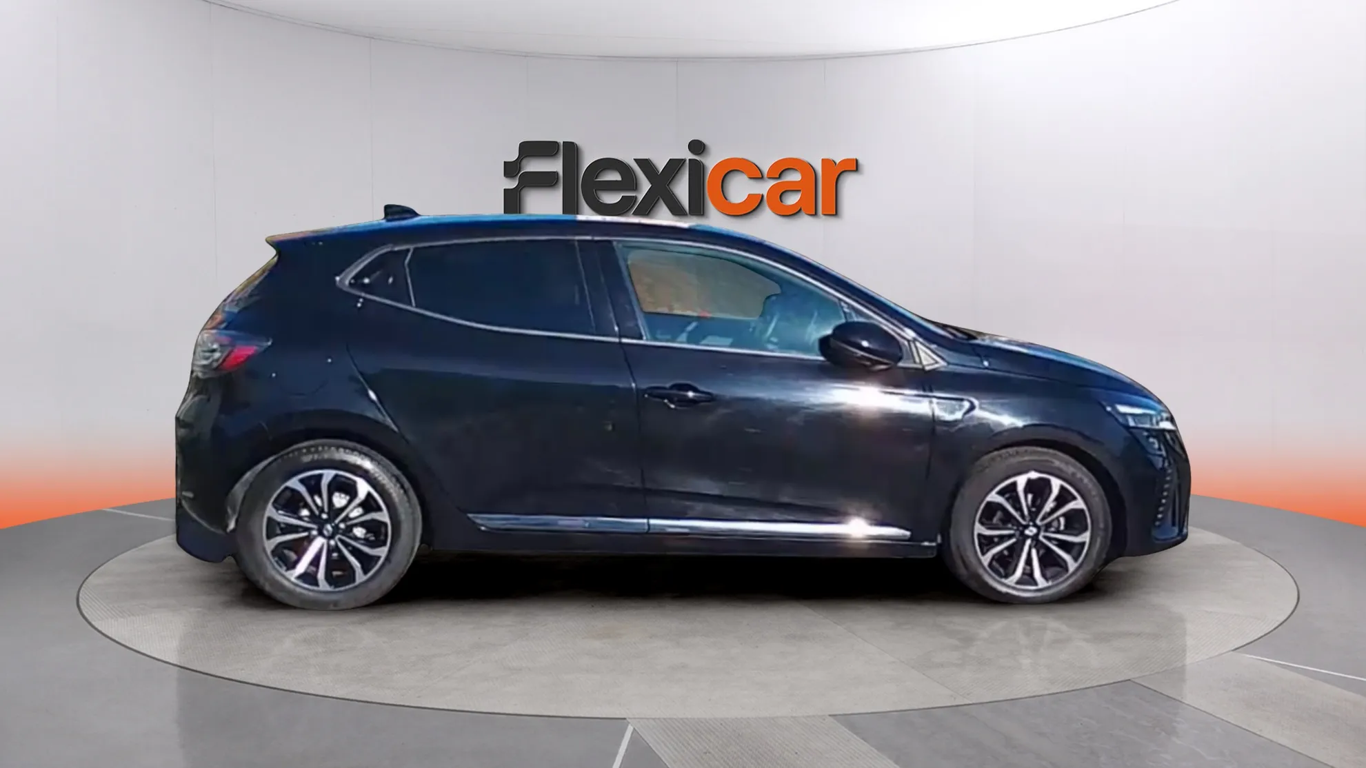 Renault Clio Techno TCe 90 - foto 8