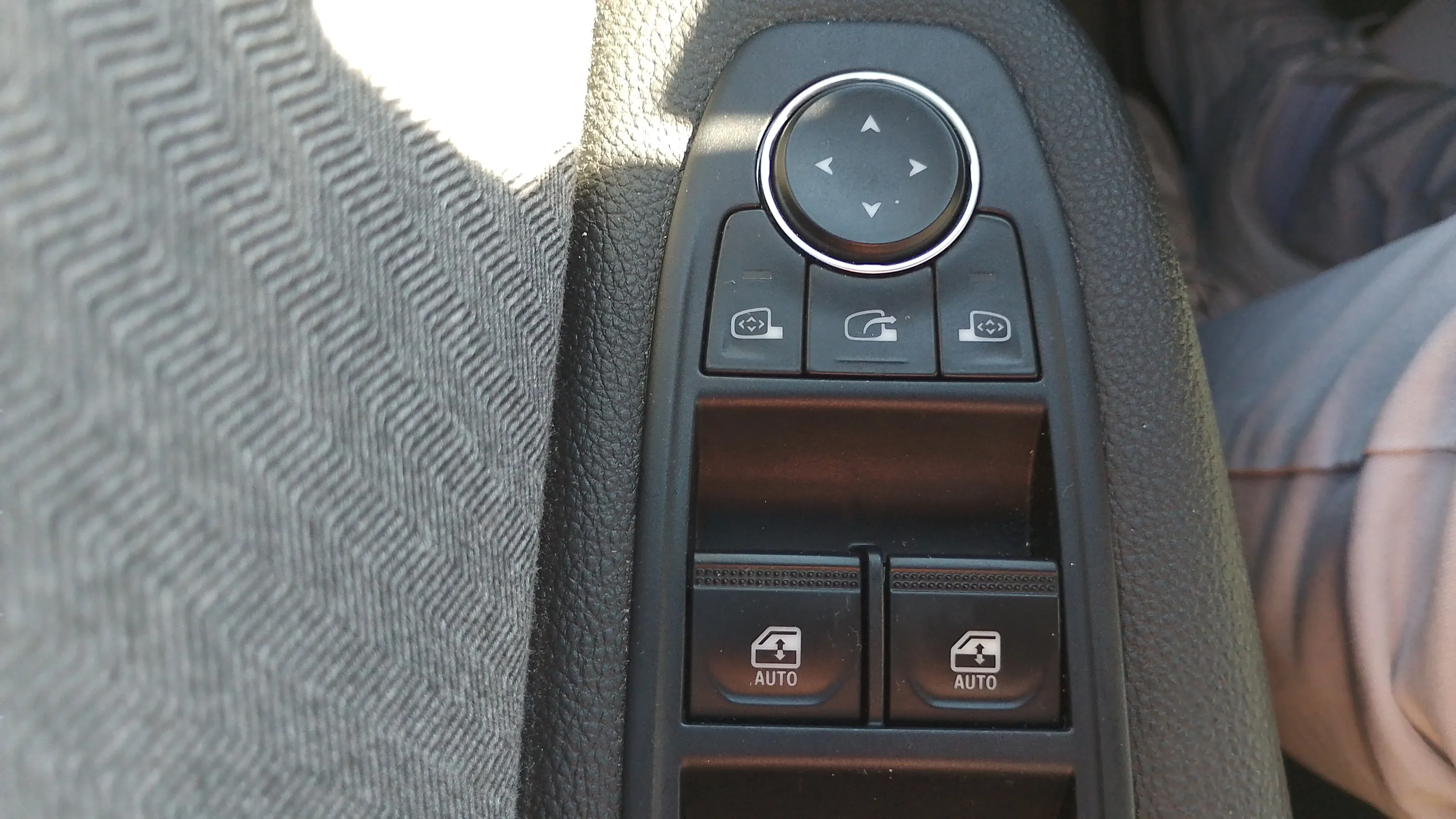 Renault Clio Techno TCe 90 - foto 20