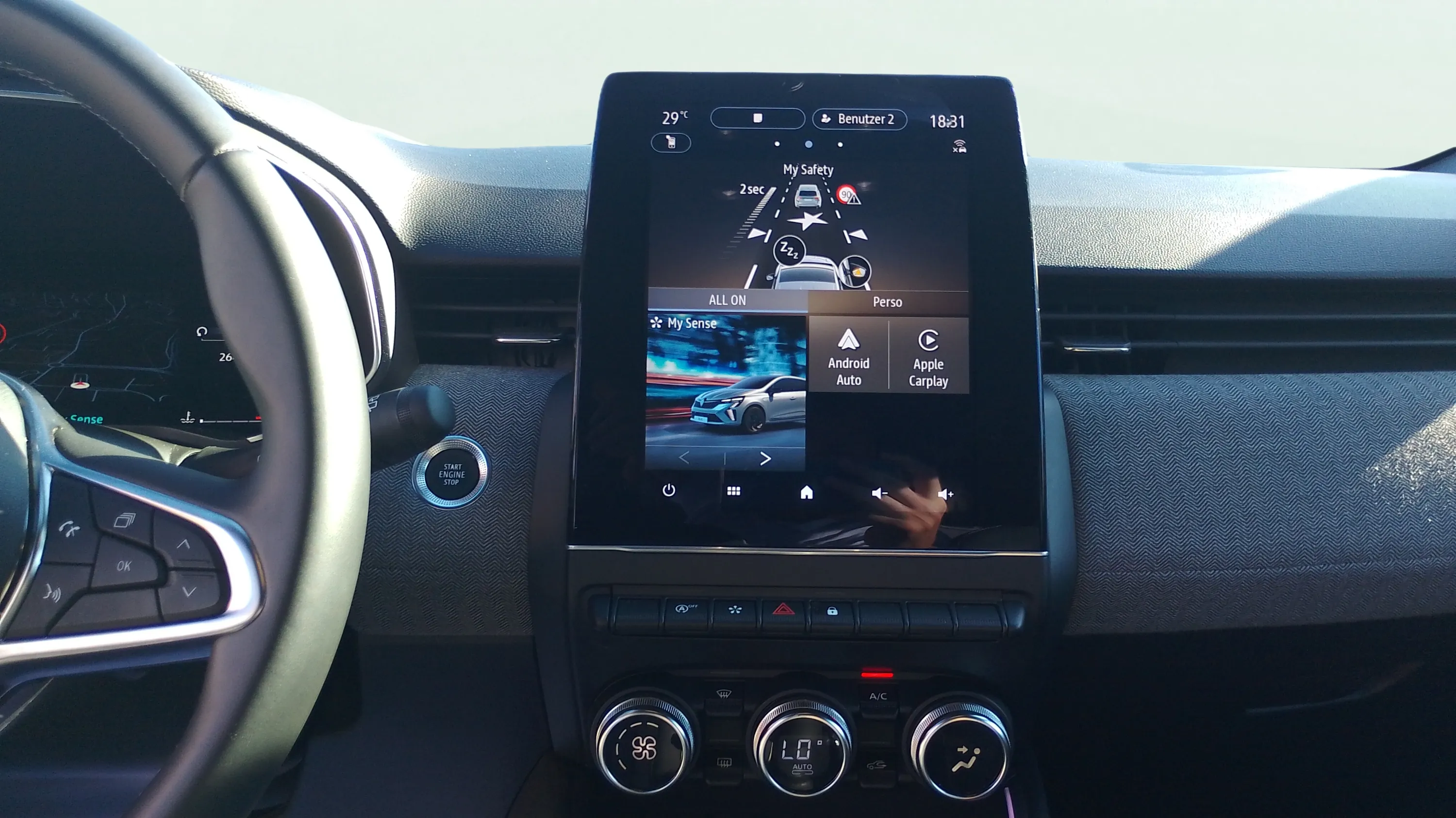 Renault Clio Techno TCe 90 - foto 10