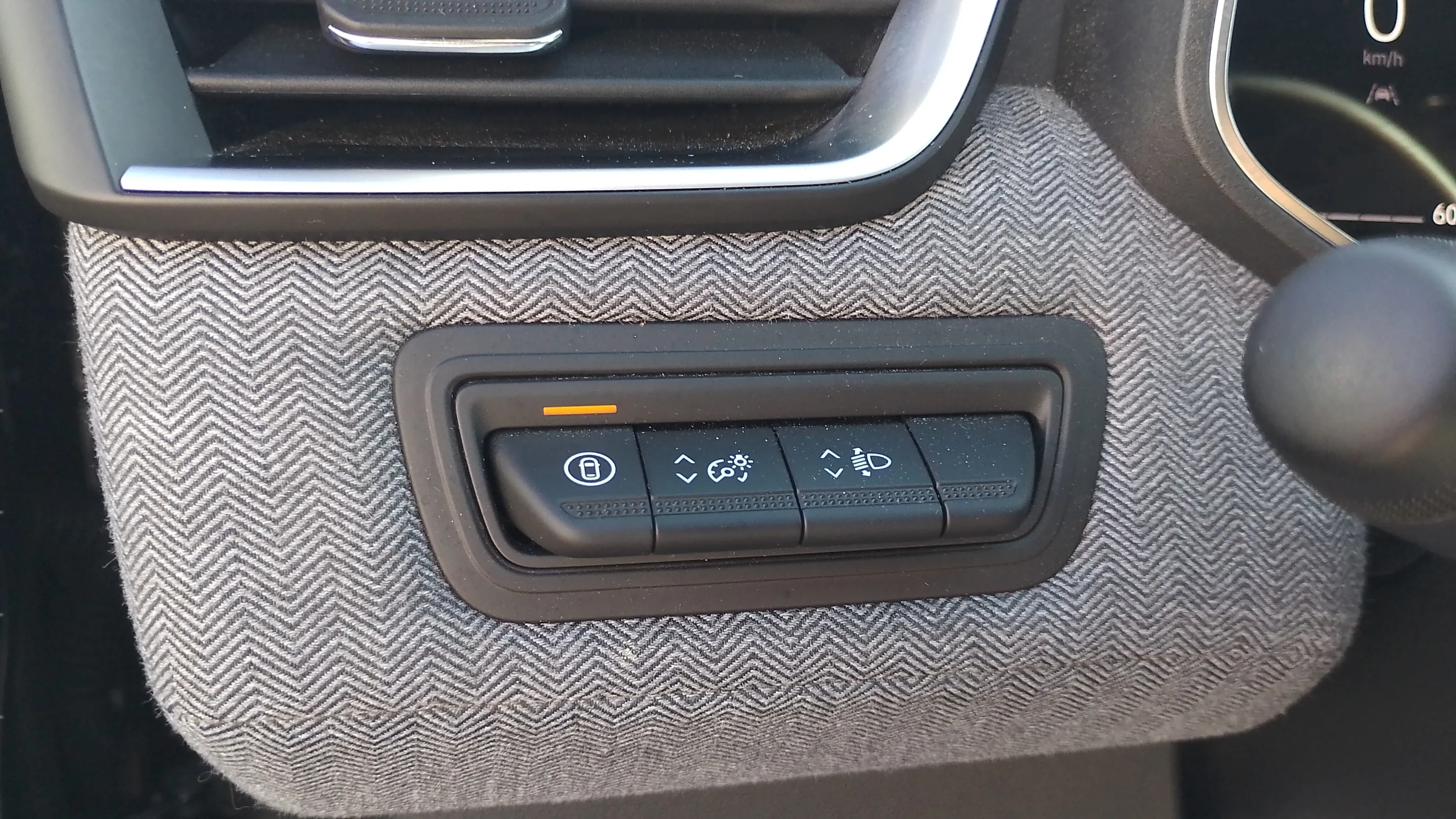 Renault Clio Techno TCe 90 - foto 18
