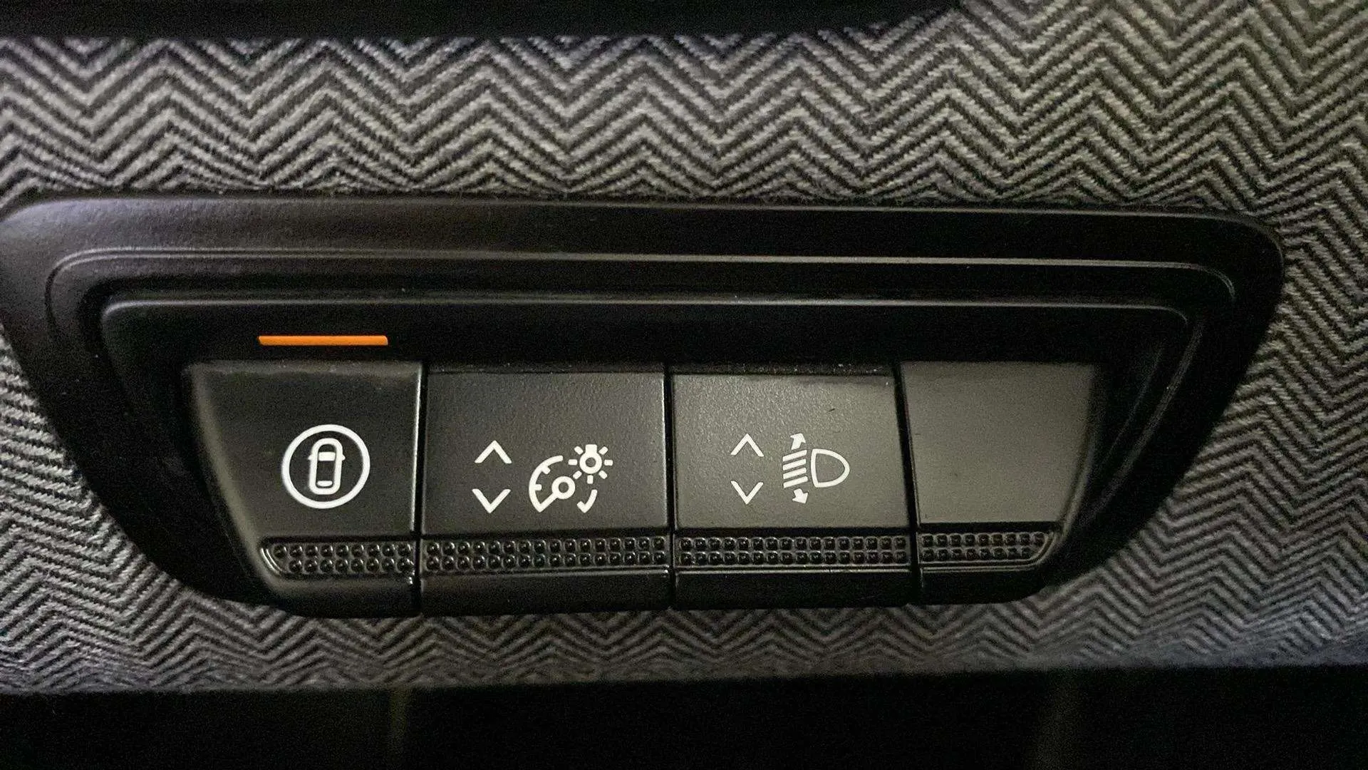 Renault Clio Techno TCe 90 - foto 19