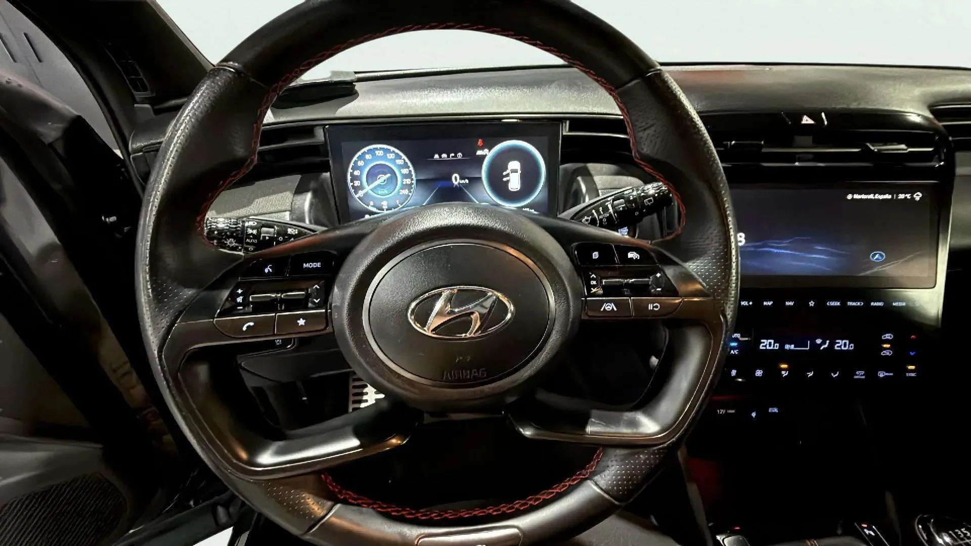 Hyundai Tucson 1.6 T-GDi N Line 30 Anivers - foto 12
