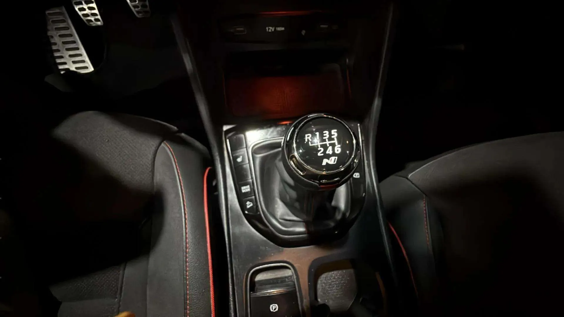 Hyundai Tucson 1.6 T-GDi N Line 30 Anivers - foto 24