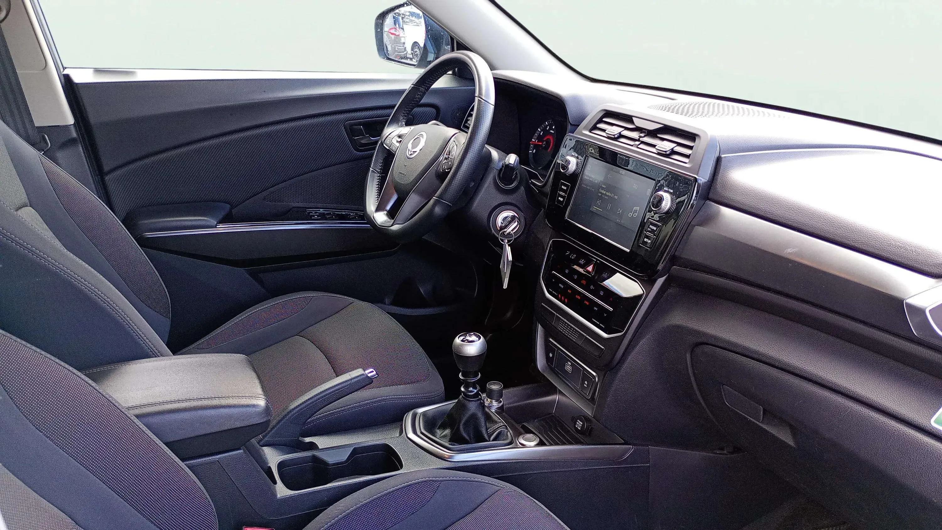 SsangYong Tivoli G15T LP Line - foto 16