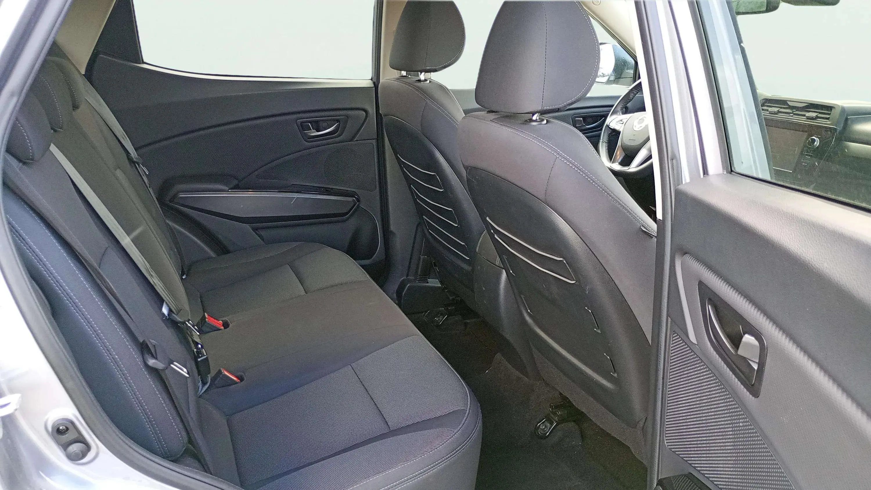 SsangYong Tivoli G15T LP Line - foto 15