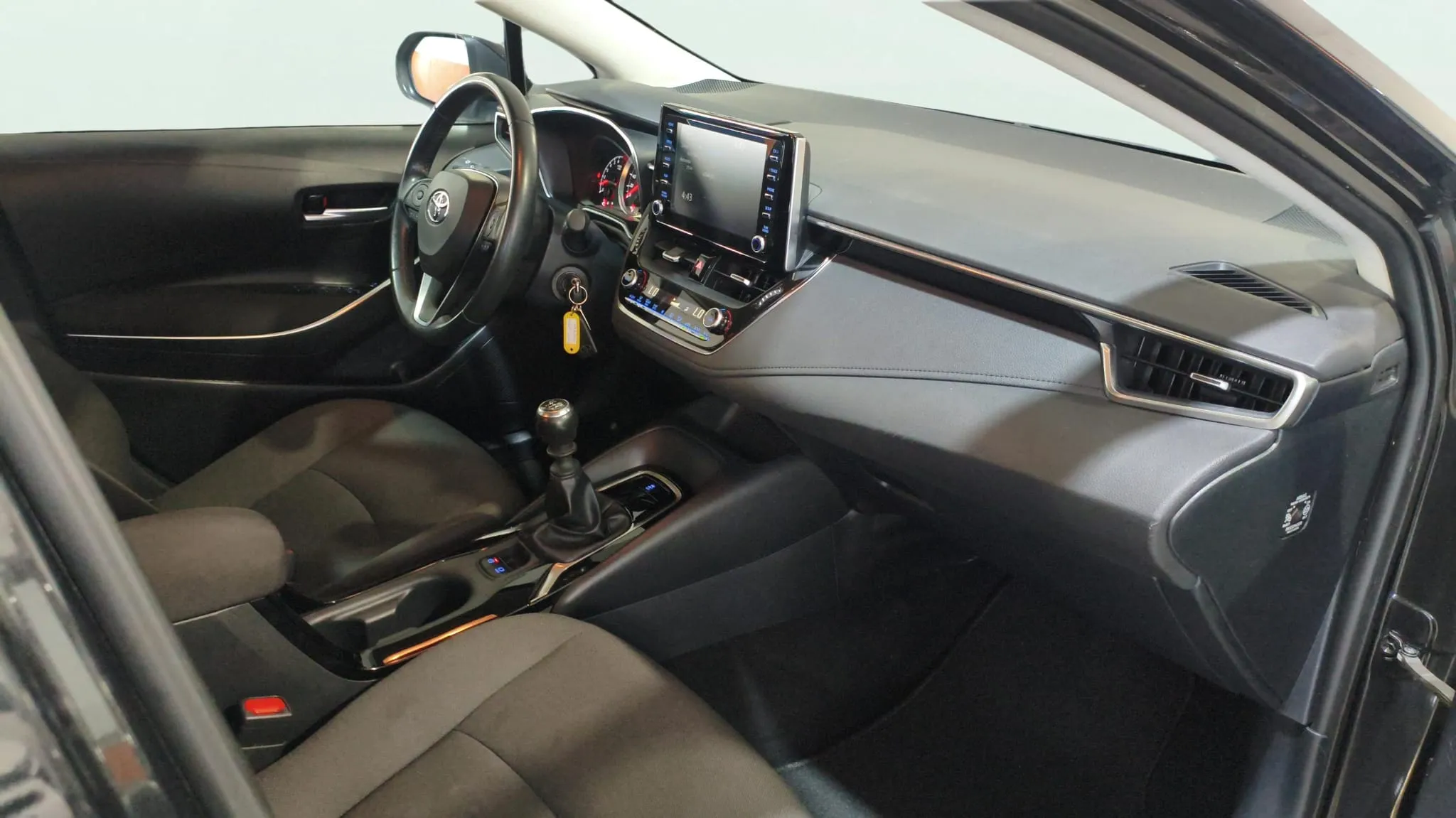 Toyota Corolla 140H Active Plus - foto 10