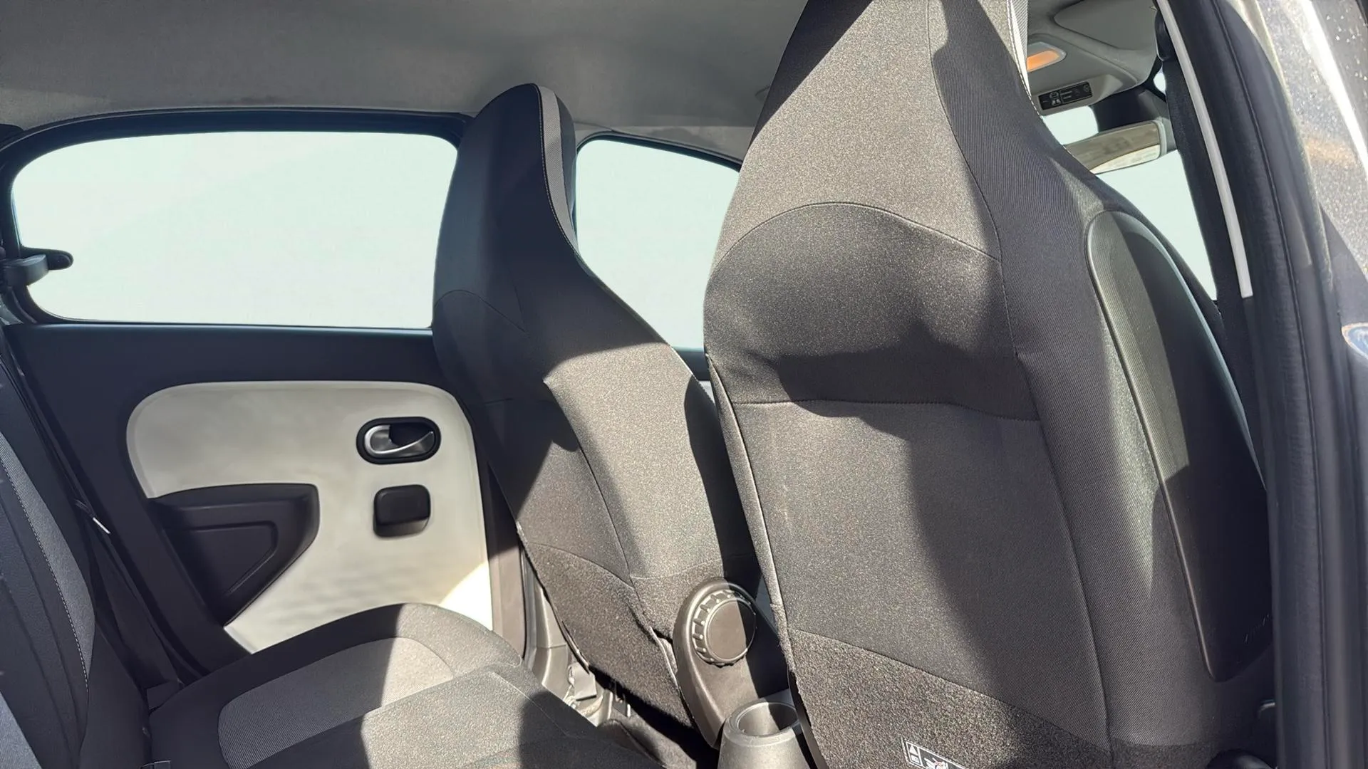 Renault Twingo 1000cc 2021 - foto 15