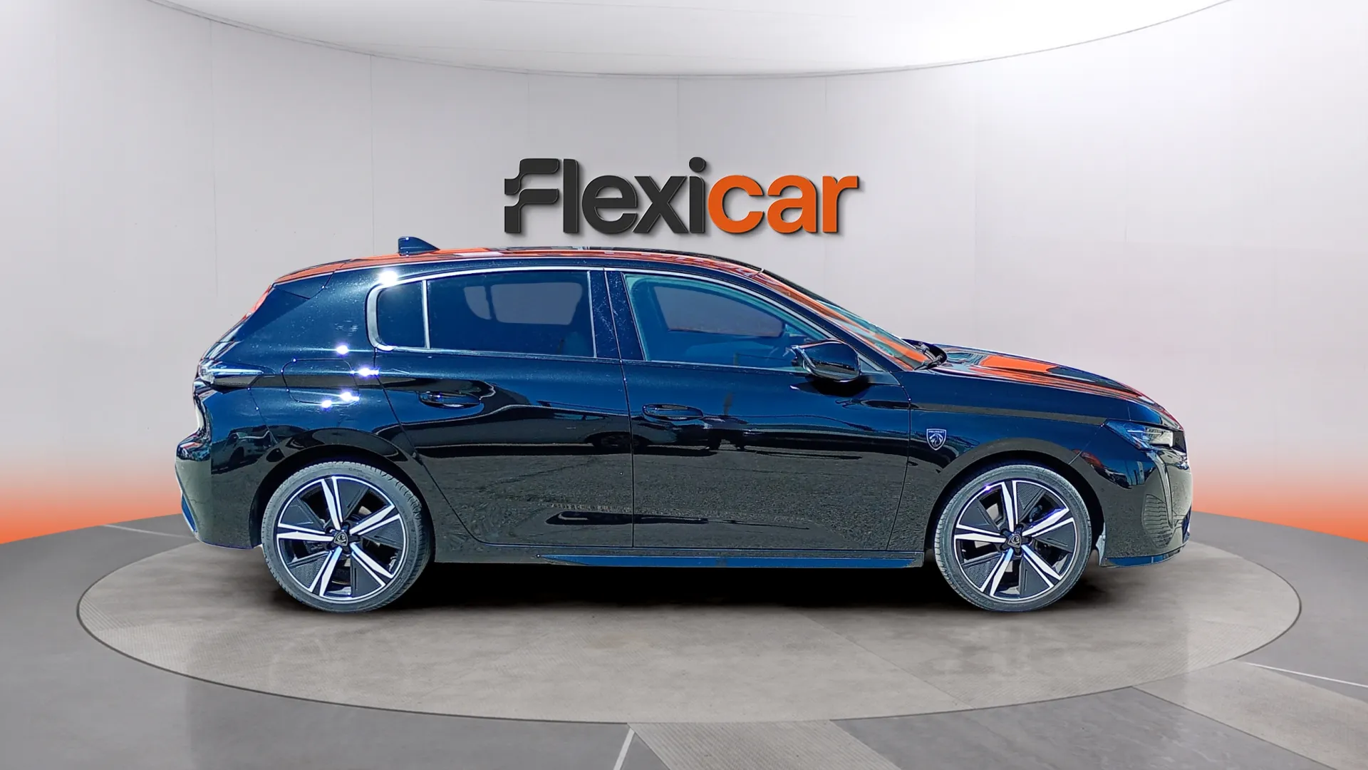 Peugeot 308 GT BlueHDi 130 EAT8 - foto 8
