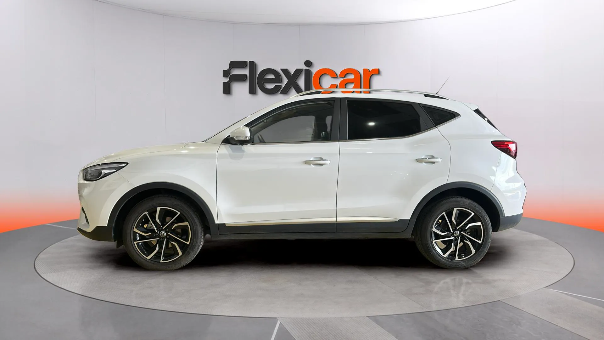 MG ZS 1.5 Luxury - foto 9