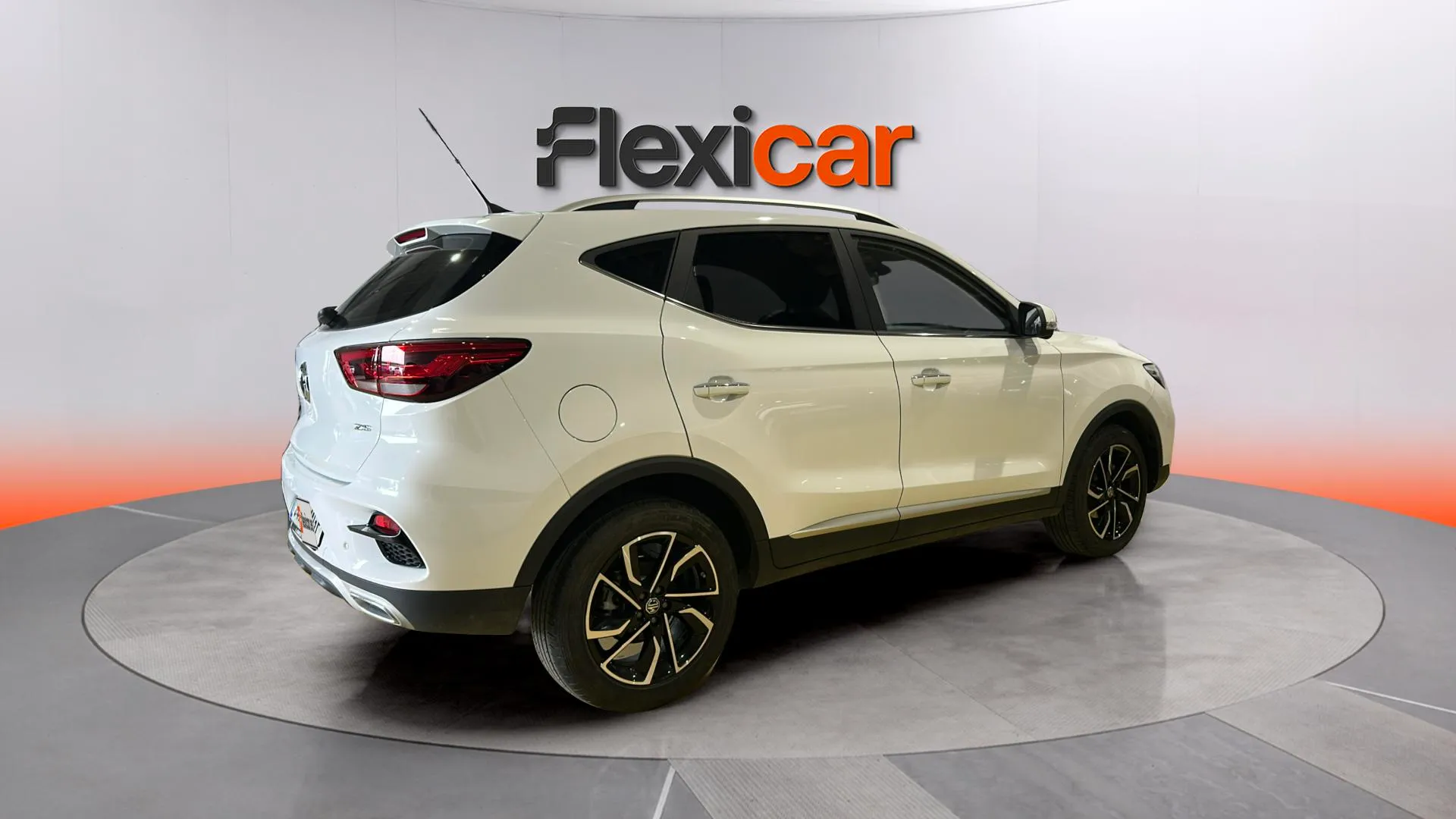 MG ZS 1.5 Luxury - foto 4