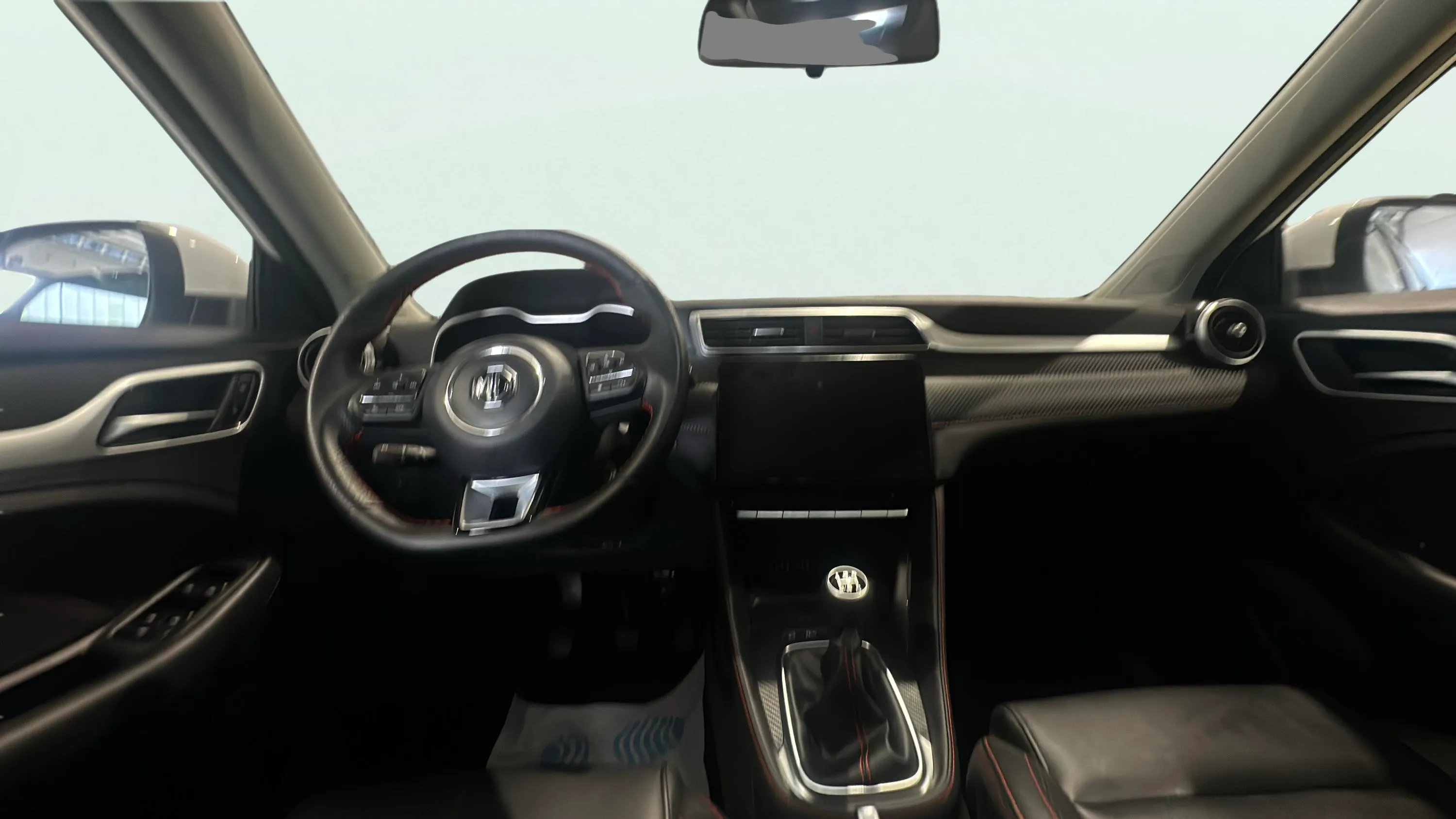 MG ZS 1.5 Luxury - foto 14