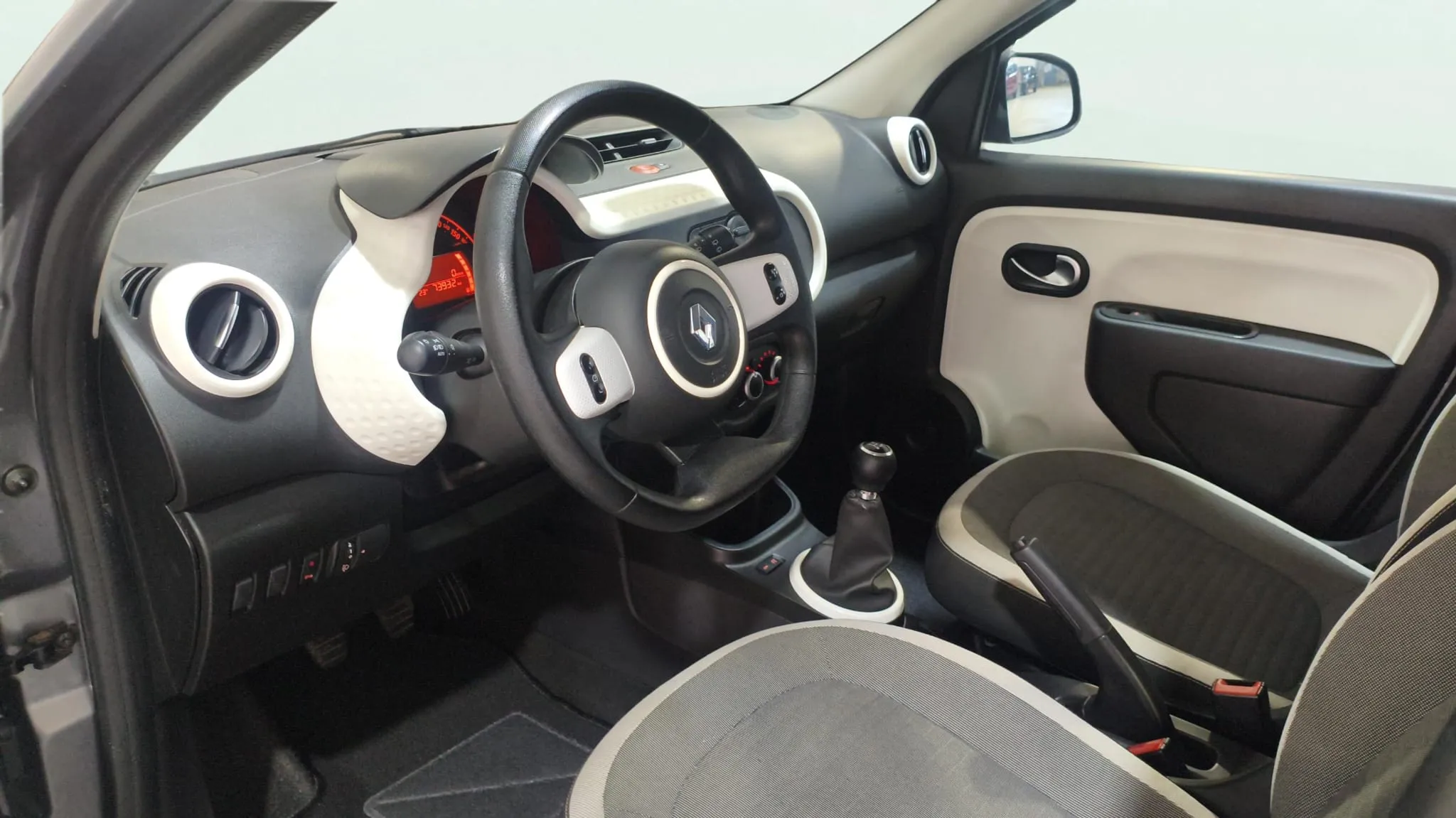 Renault Twingo TCe - foto 10