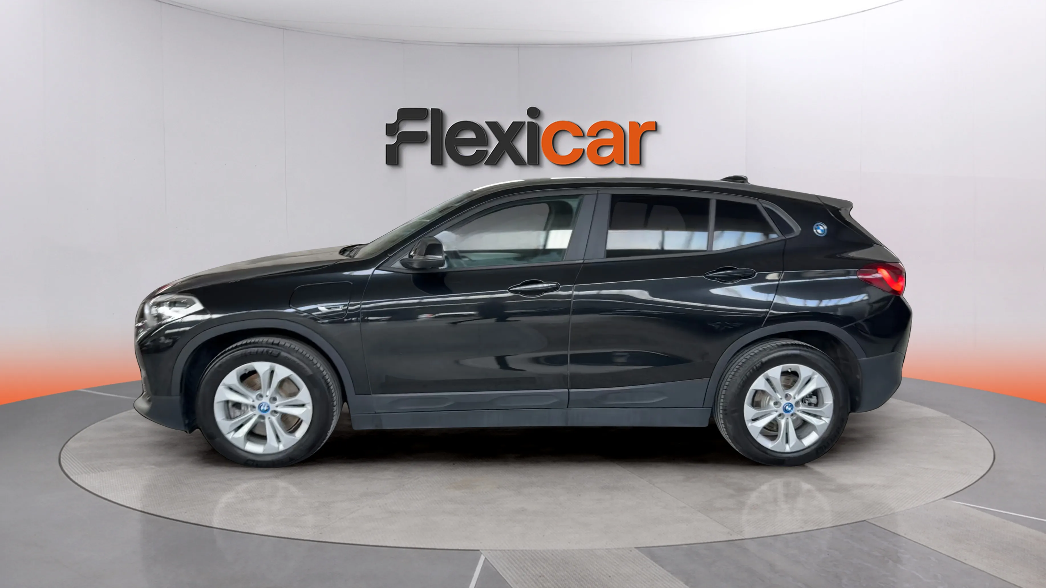 BMW X2 xDrive25e - foto 4