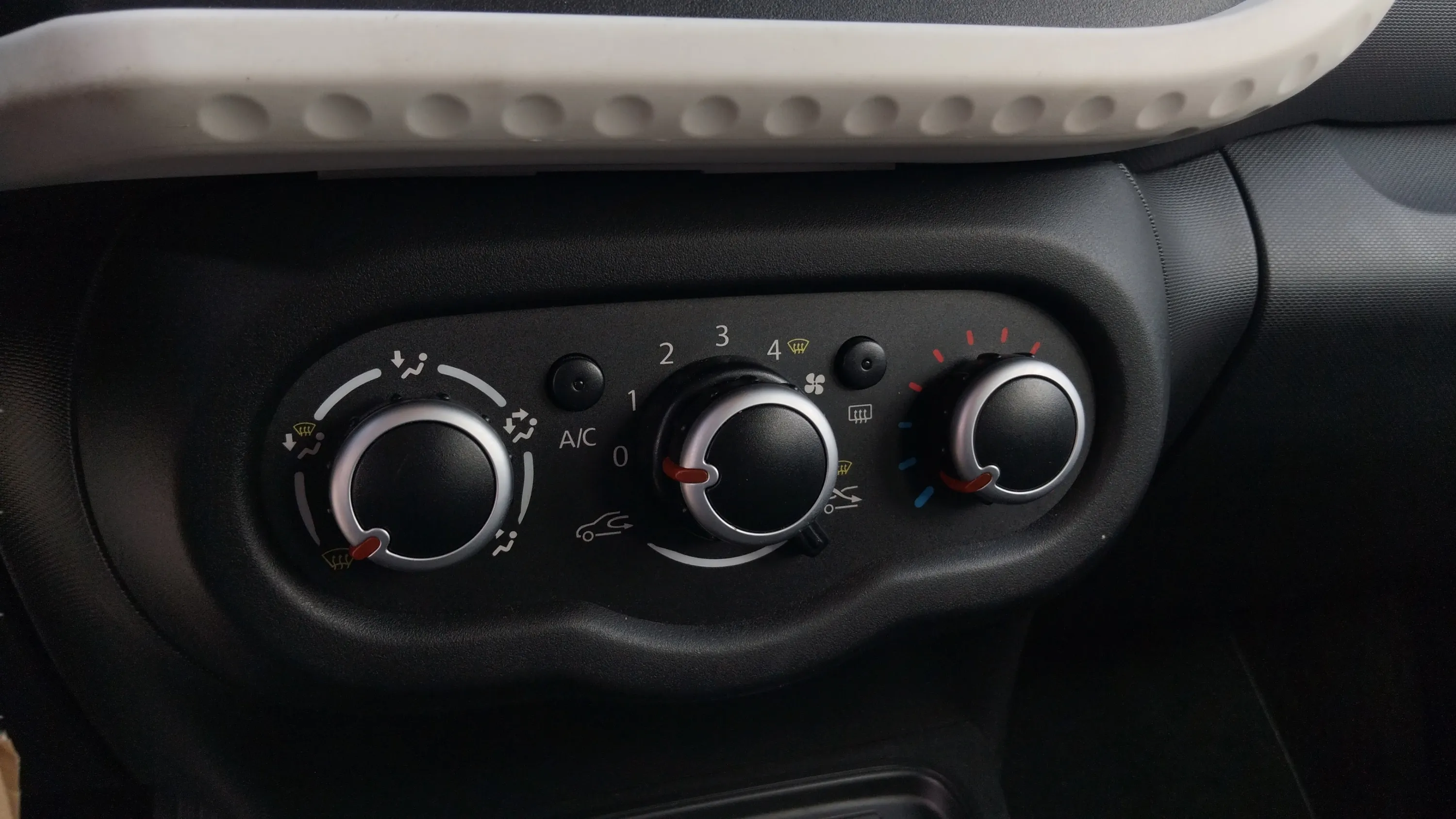 Renault Twingo Zen TCe 2020 - foto 18