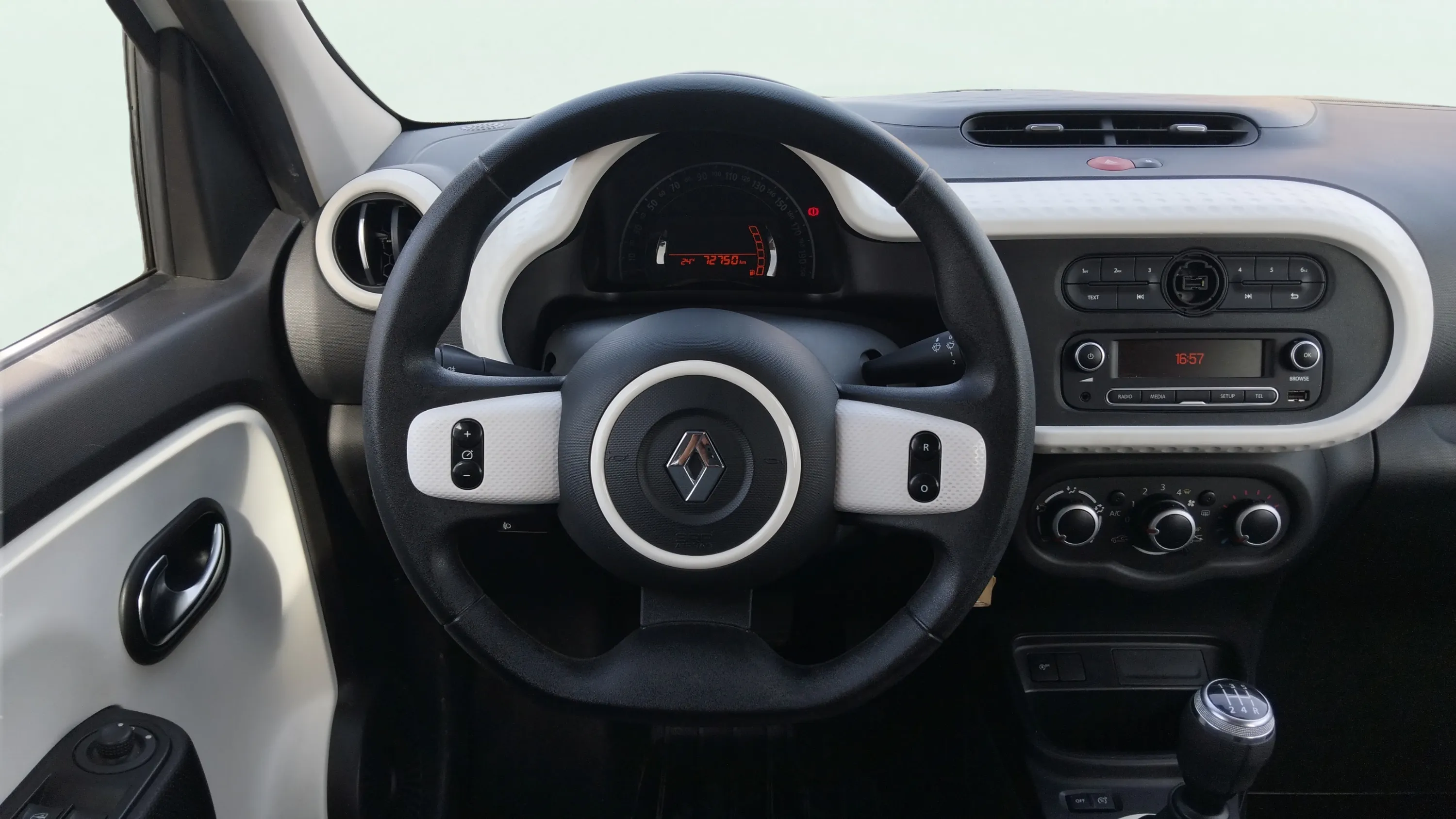 Renault Twingo Zen TCe 2020 - foto 14