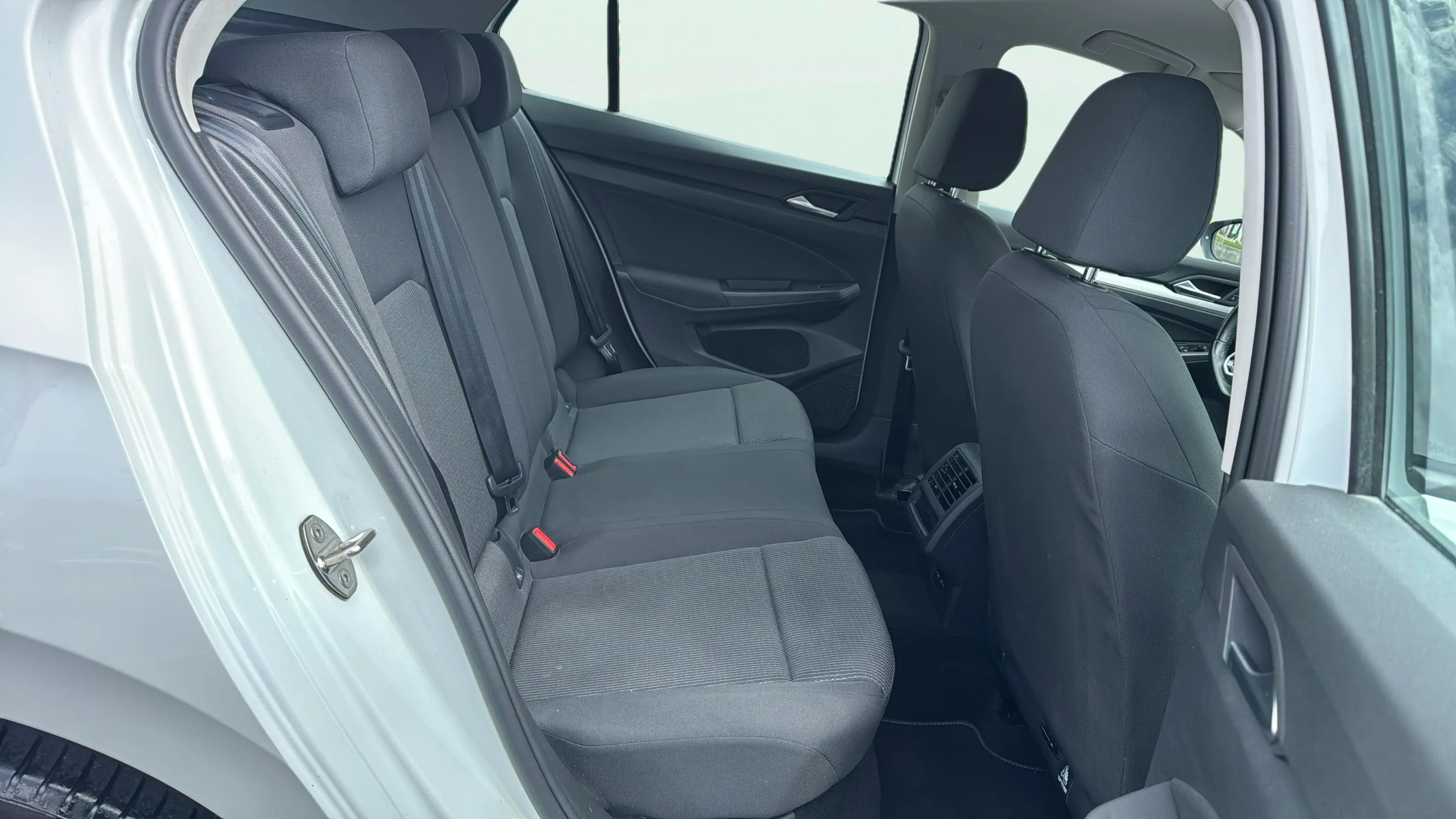 Volkswagen Golf Life 2.0 TDI - foto 16