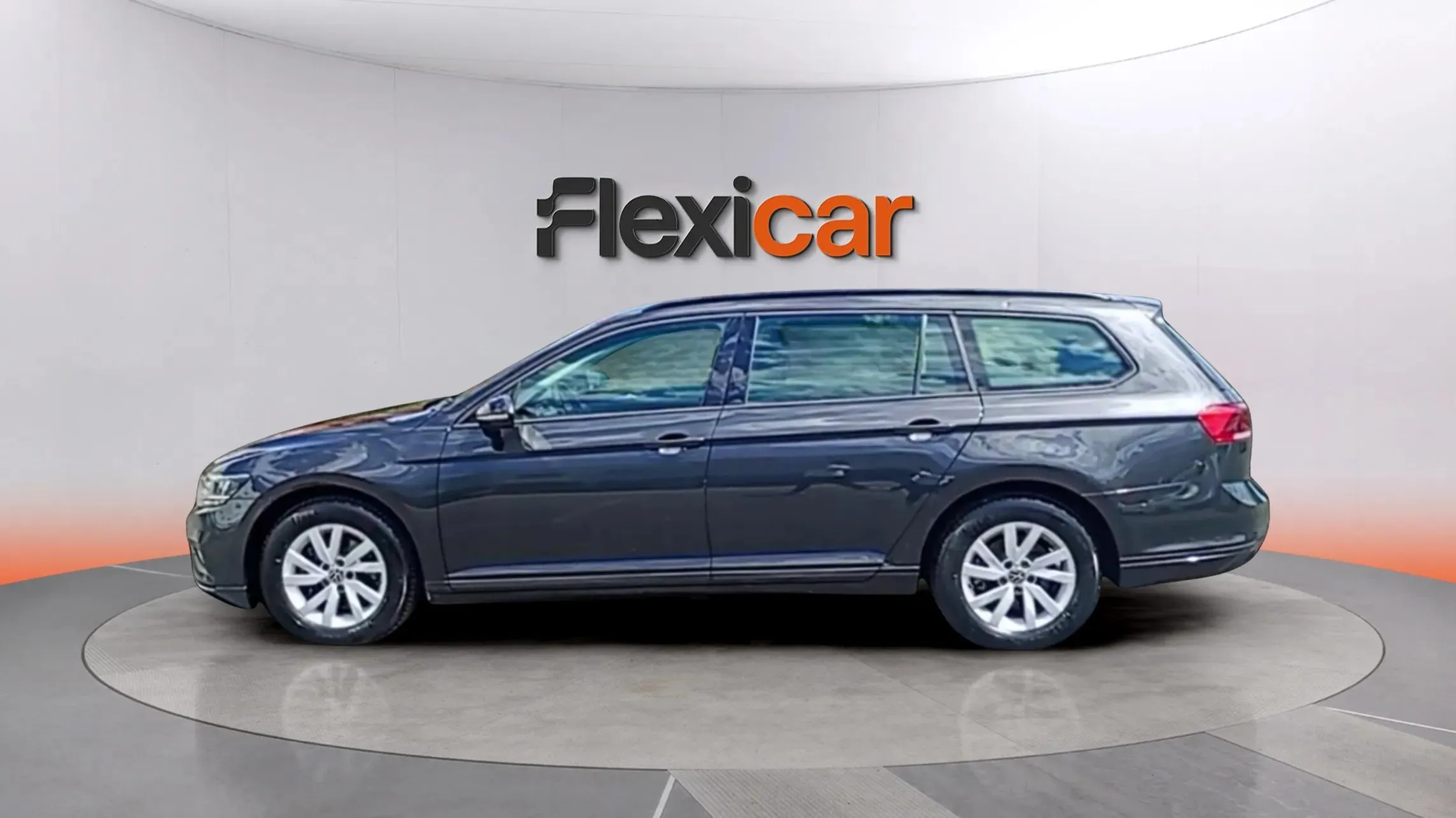 Volkswagen Passat Variant Business 2.0 TDI DS - foto 4