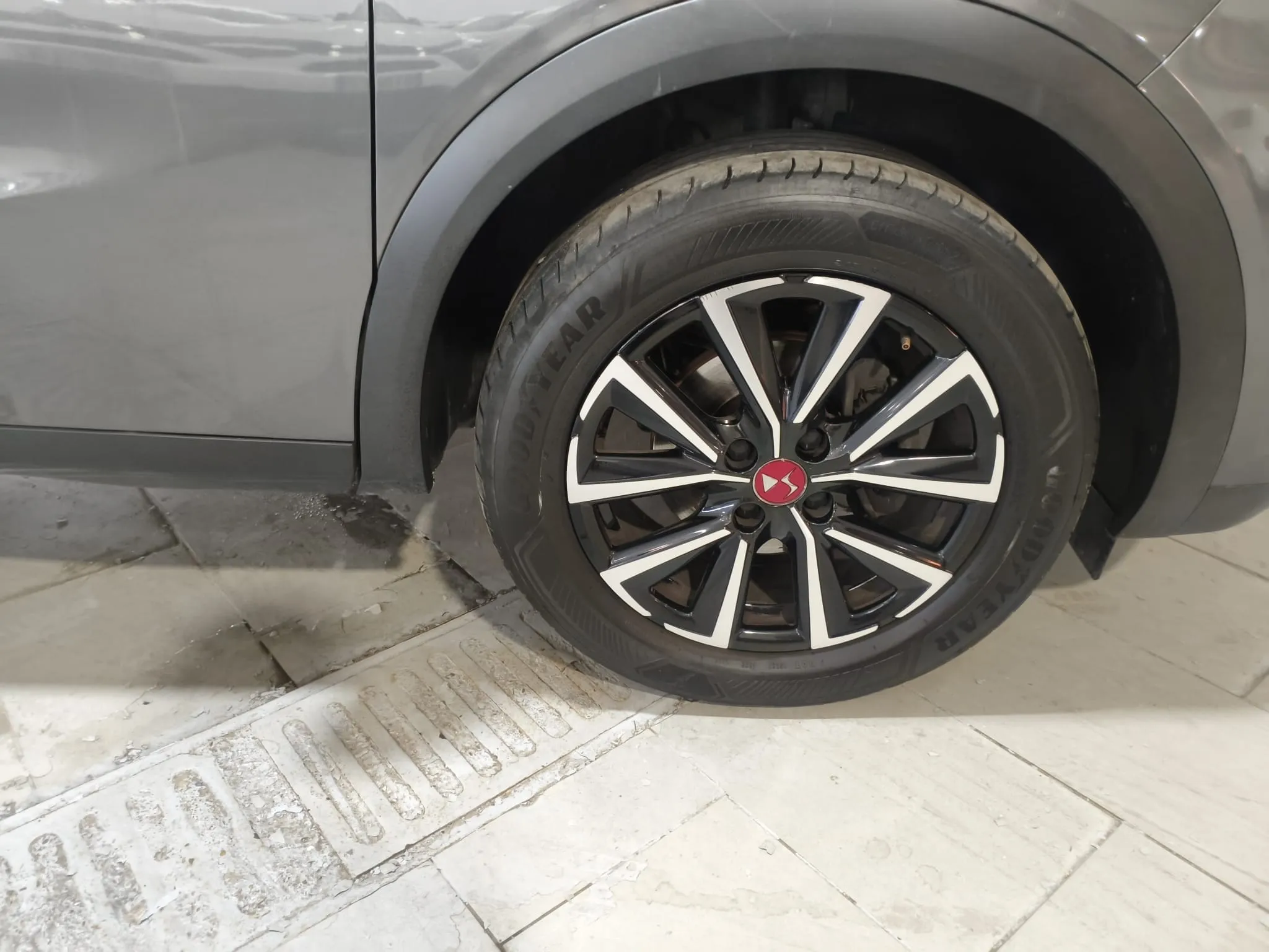 DS DS 3 Crossback PureTech Performance Line - foto 21