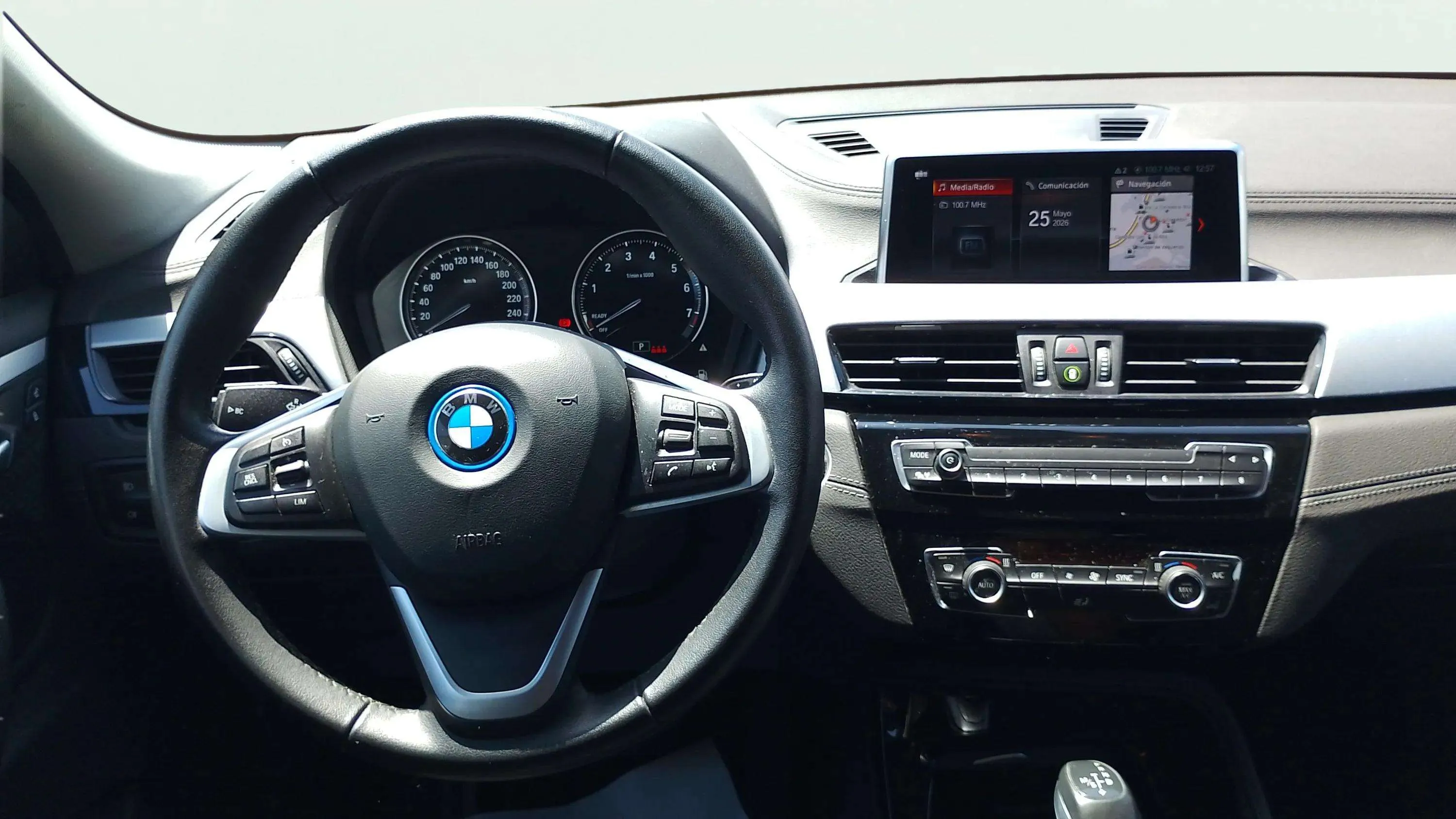 BMW X2 xDrive25e - foto 9
