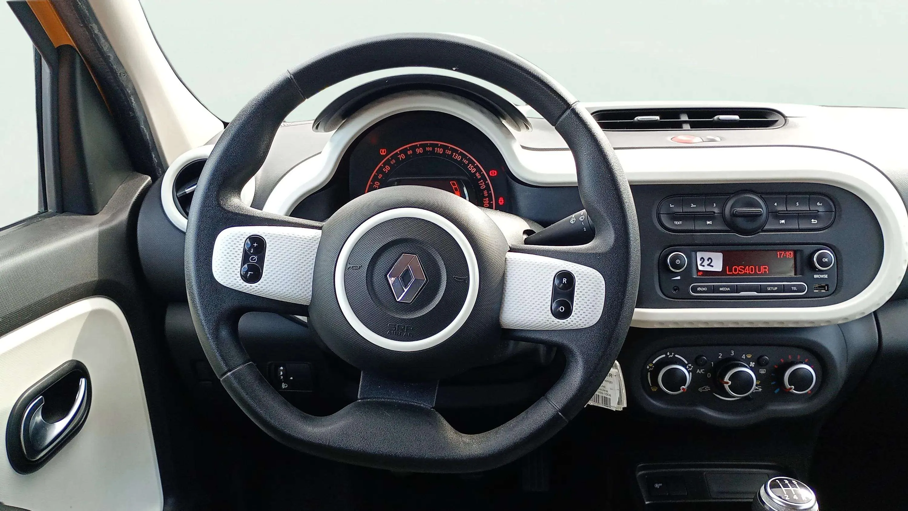Renault Twingo Zen TCe - foto 17