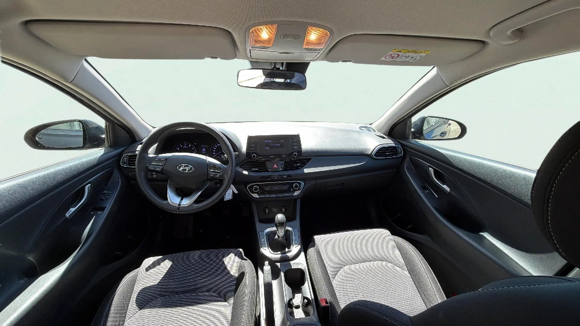 Hyundai i30 1.5 DPI Essence - foto 16