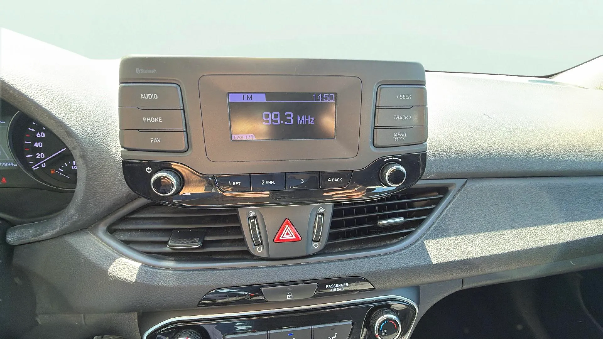 Hyundai i30 1.5 DPI Essence - foto 24