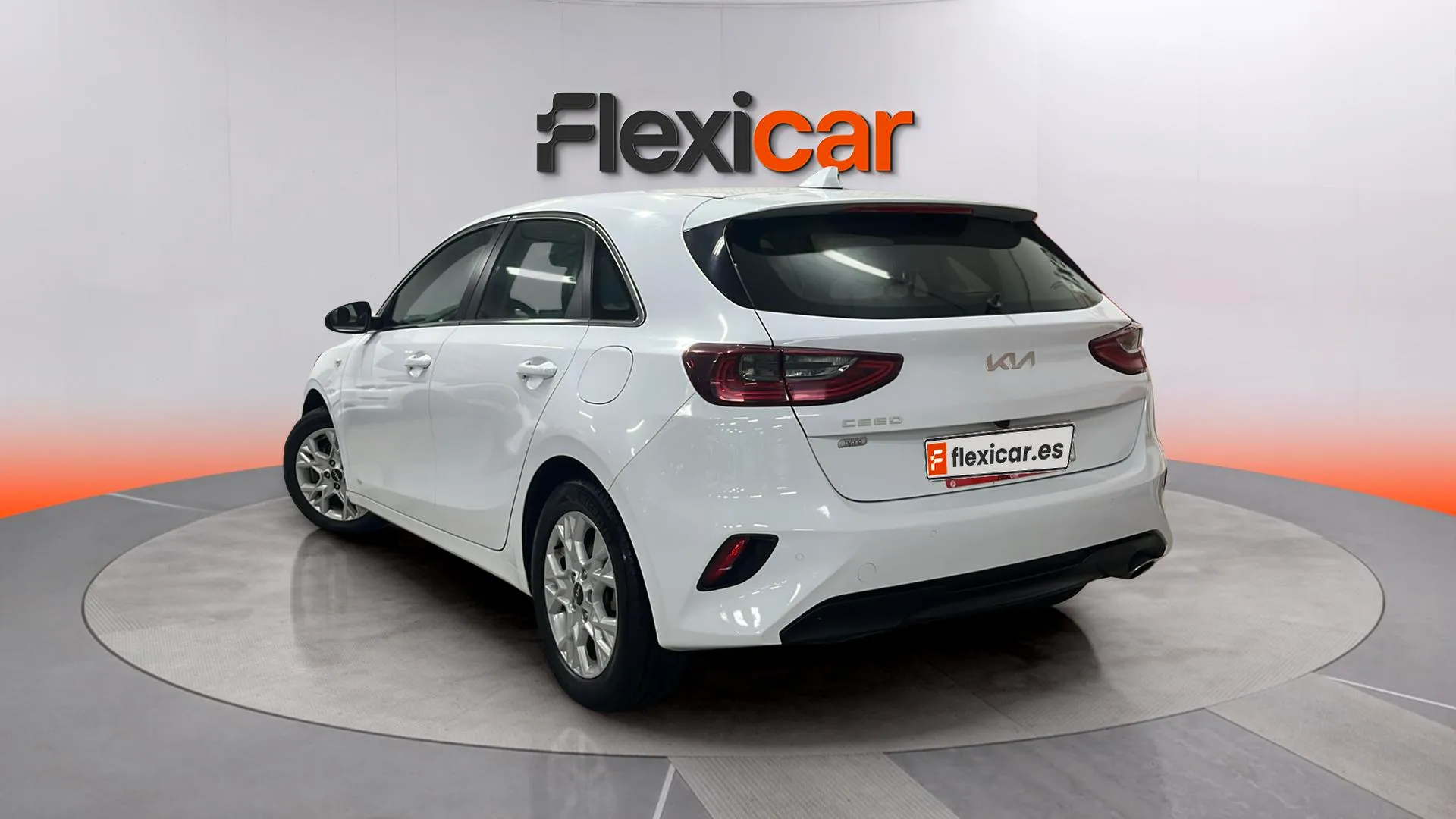 Kia Ceed 1.6 MHEV iMT Drive - foto 5