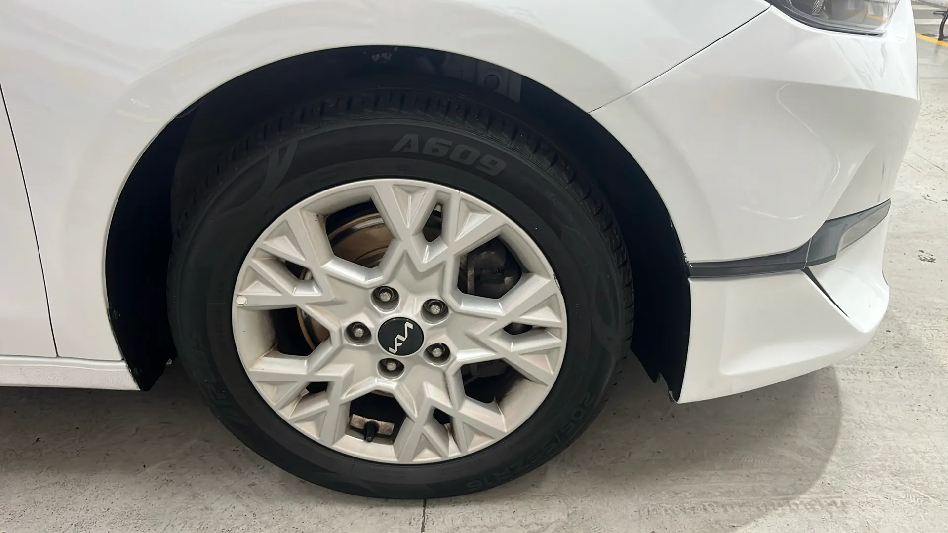 Kia Ceed 1.6 MHEV iMT Drive - foto 23