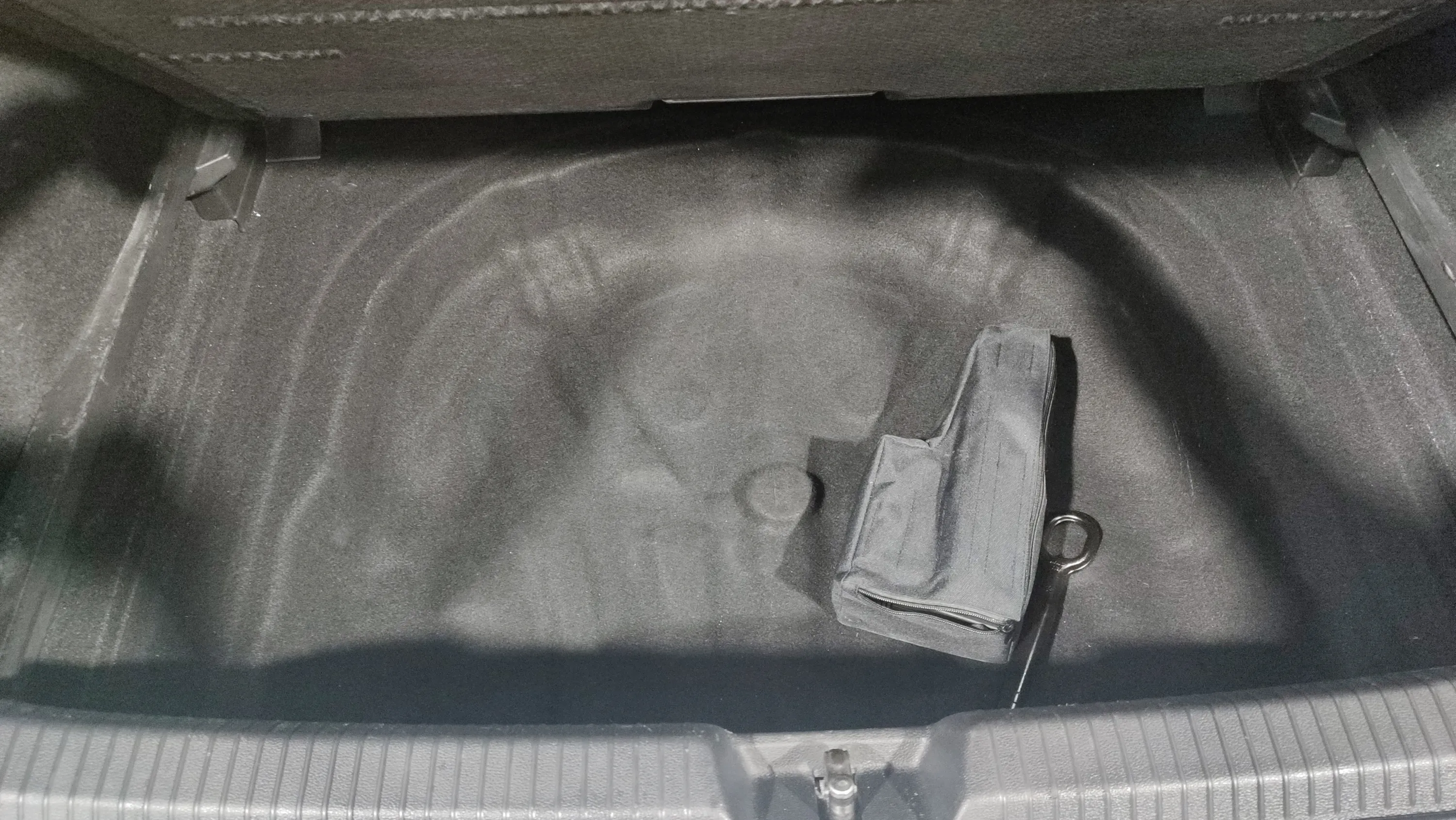 Volkswagen Golf 2.0 TDI - foto 30