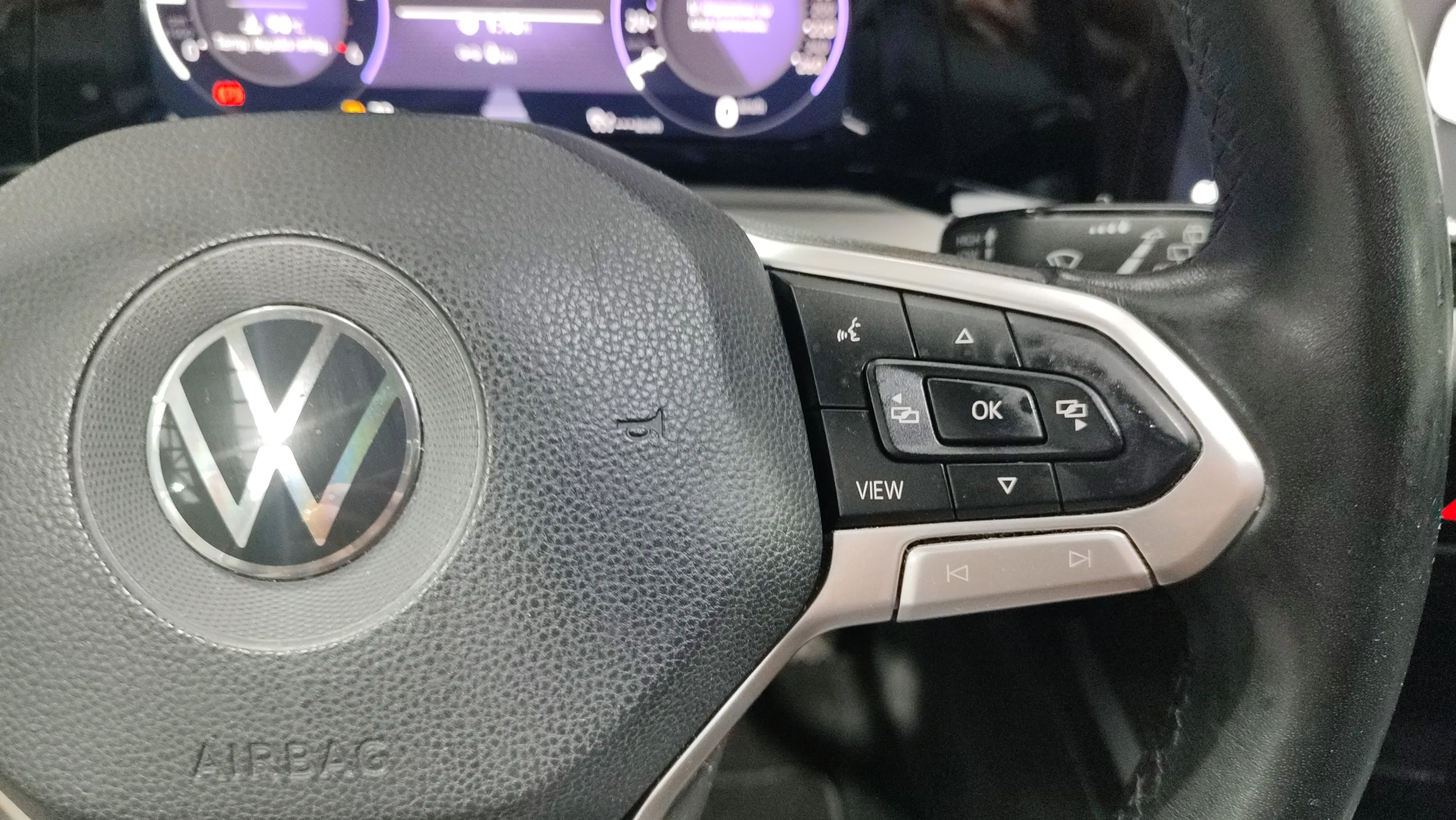 Volkswagen Golf 2.0 TDI - foto 15