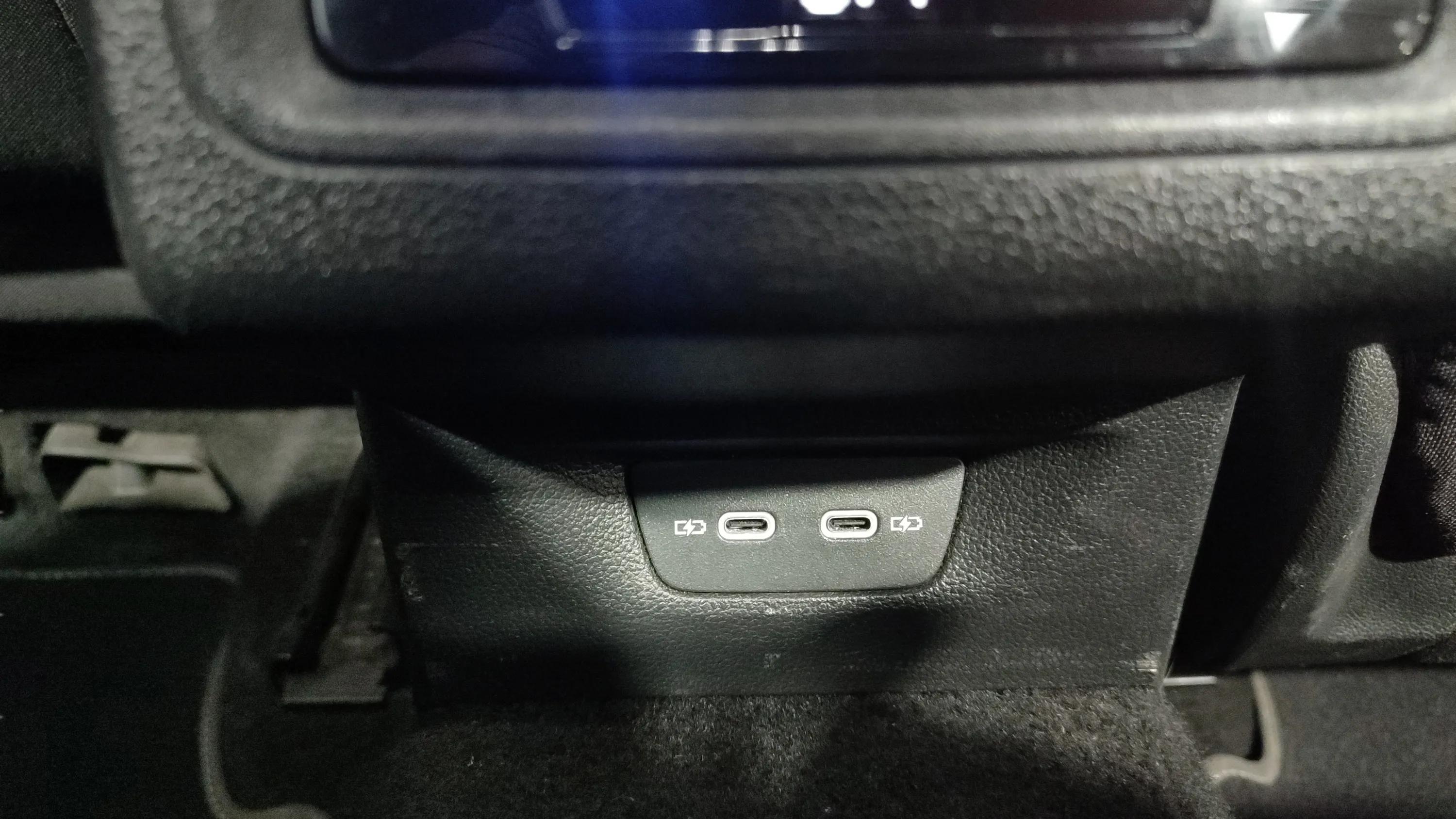 Volkswagen Golf 2.0 TDI - foto 17