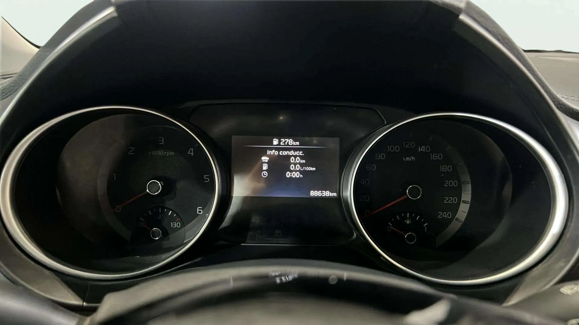 Kia Ceed 1.6 MHEV iMT Drive - foto 16