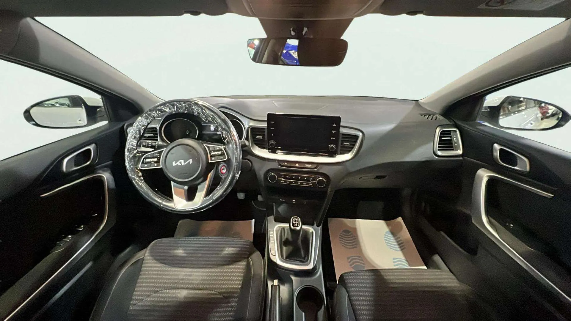 Kia Ceed 1.6 MHEV iMT Drive - foto 10