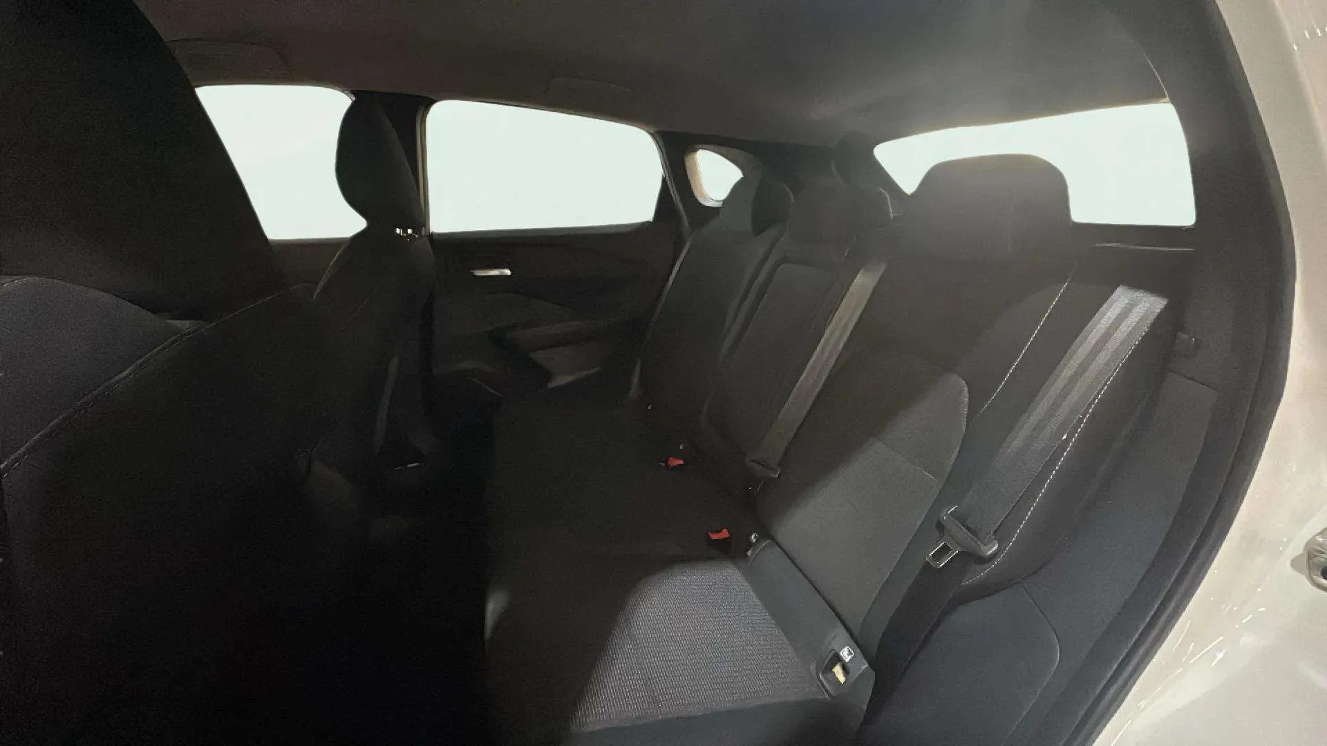 Nissan Qashqai DIG-T mHEV 4x2 Acenta - foto 17
