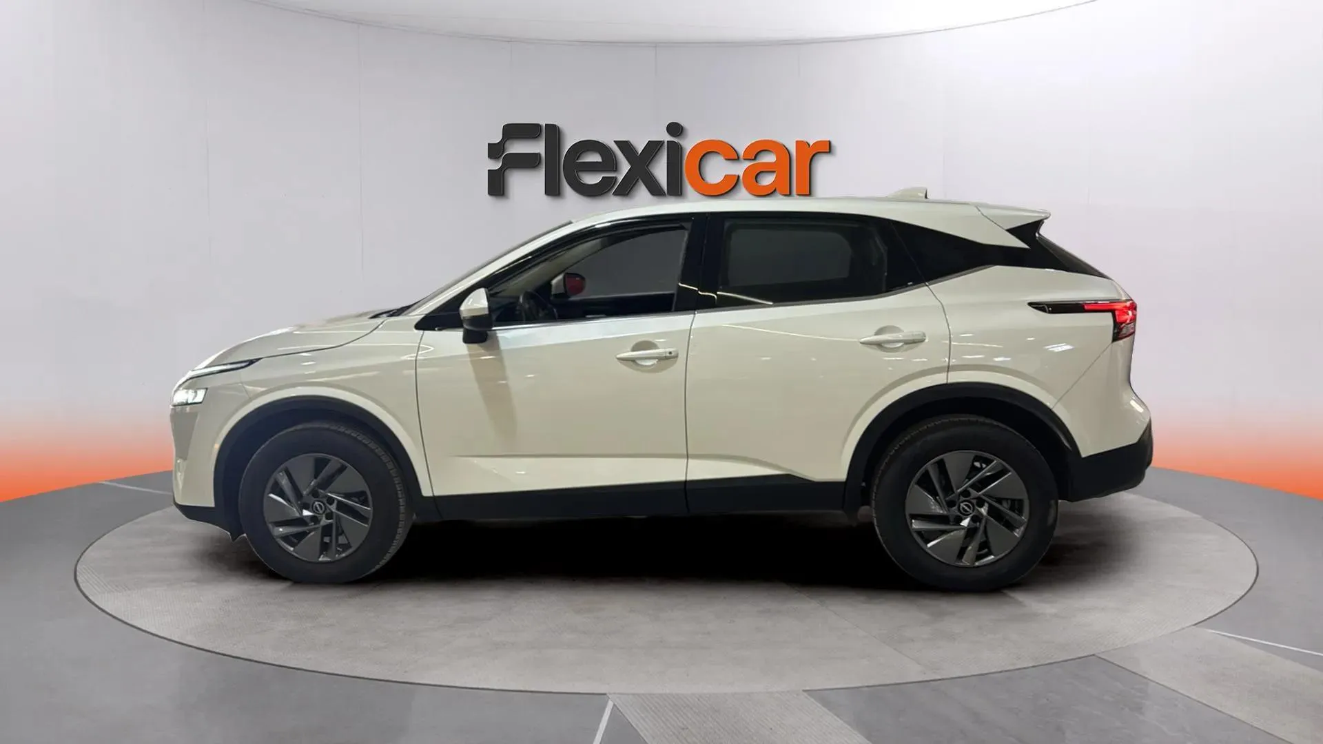 Nissan Qashqai DIG-T mHEV 4x2 Acenta - foto 6