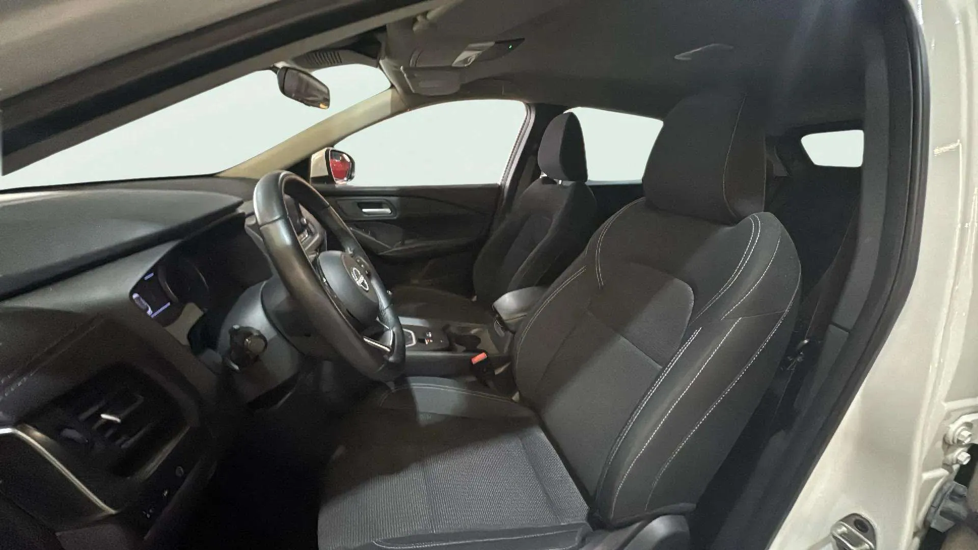 Nissan Qashqai DIG-T mHEV 4x2 Acenta - foto 9