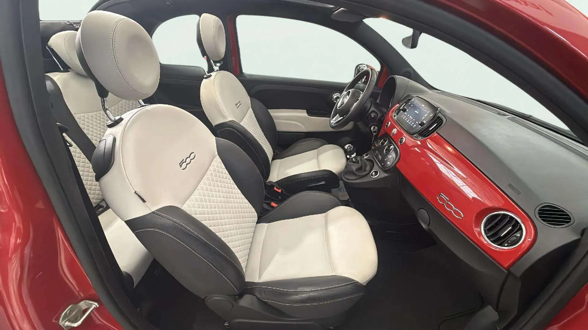 Fiat 500 Club 1.0 Hybrid - foto 13